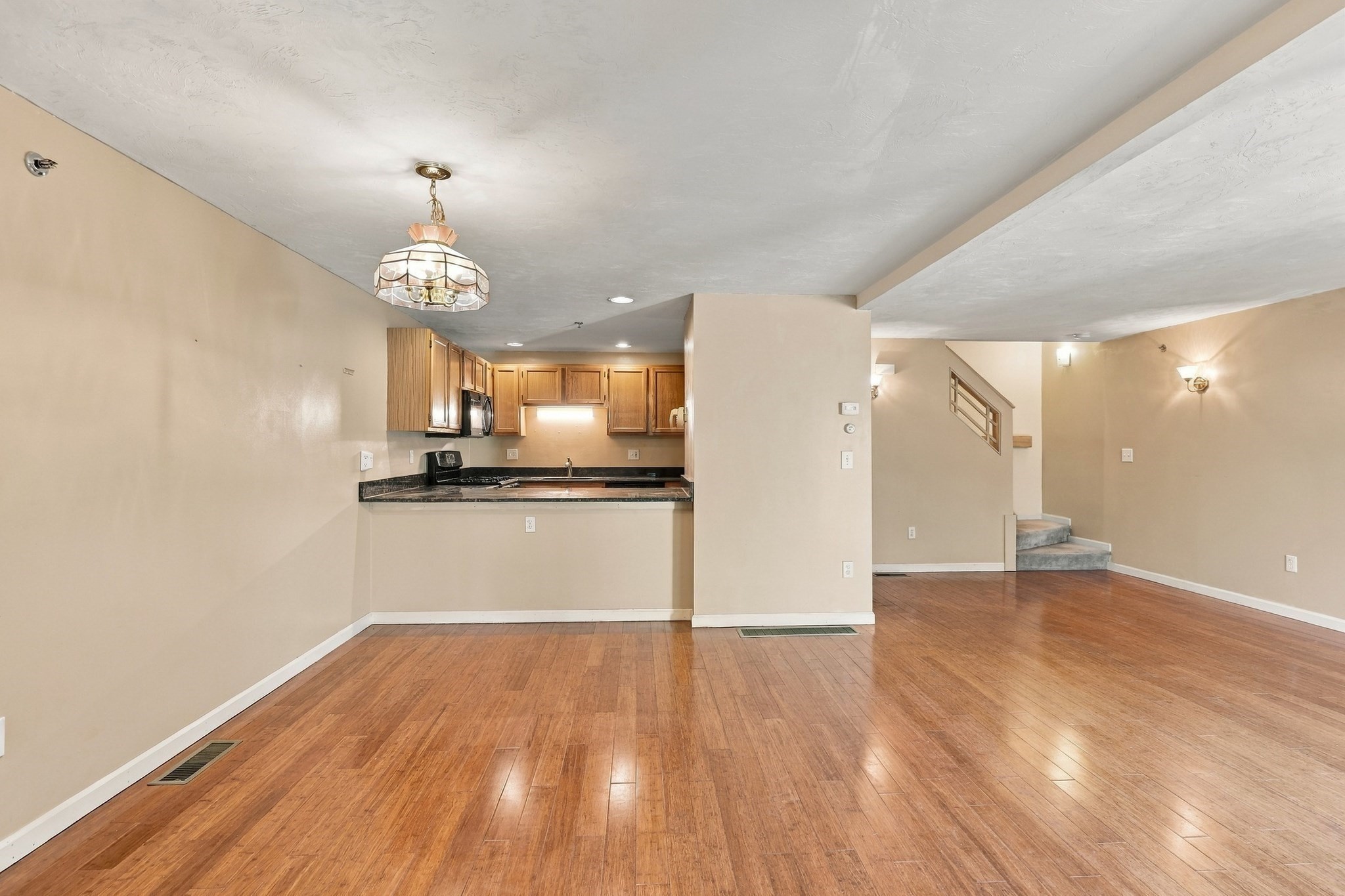 175 Littleton Road # B6 Property Photo 2