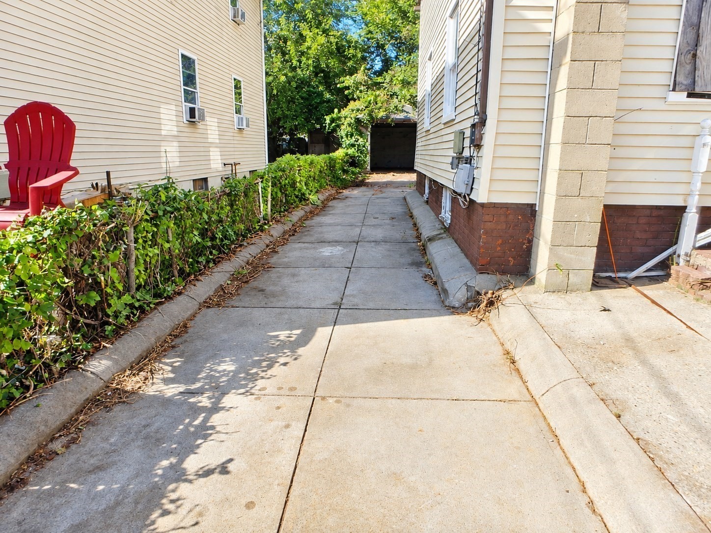17 Rodman St Property Photo 3