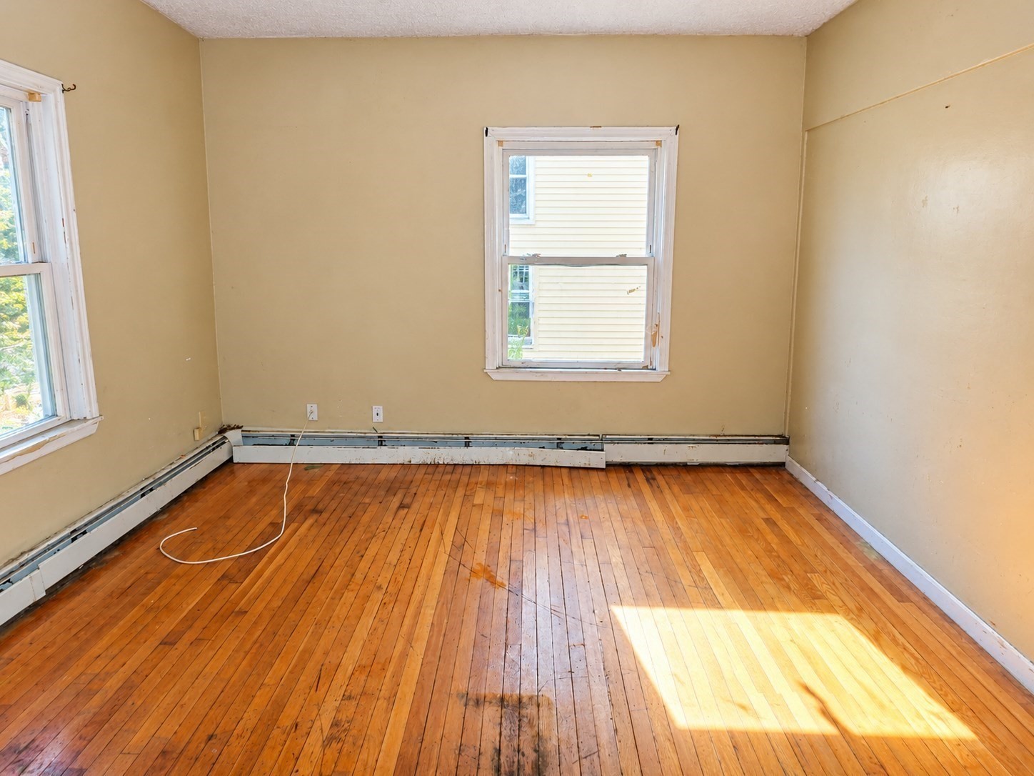 17 Rodman St Property Photo 6