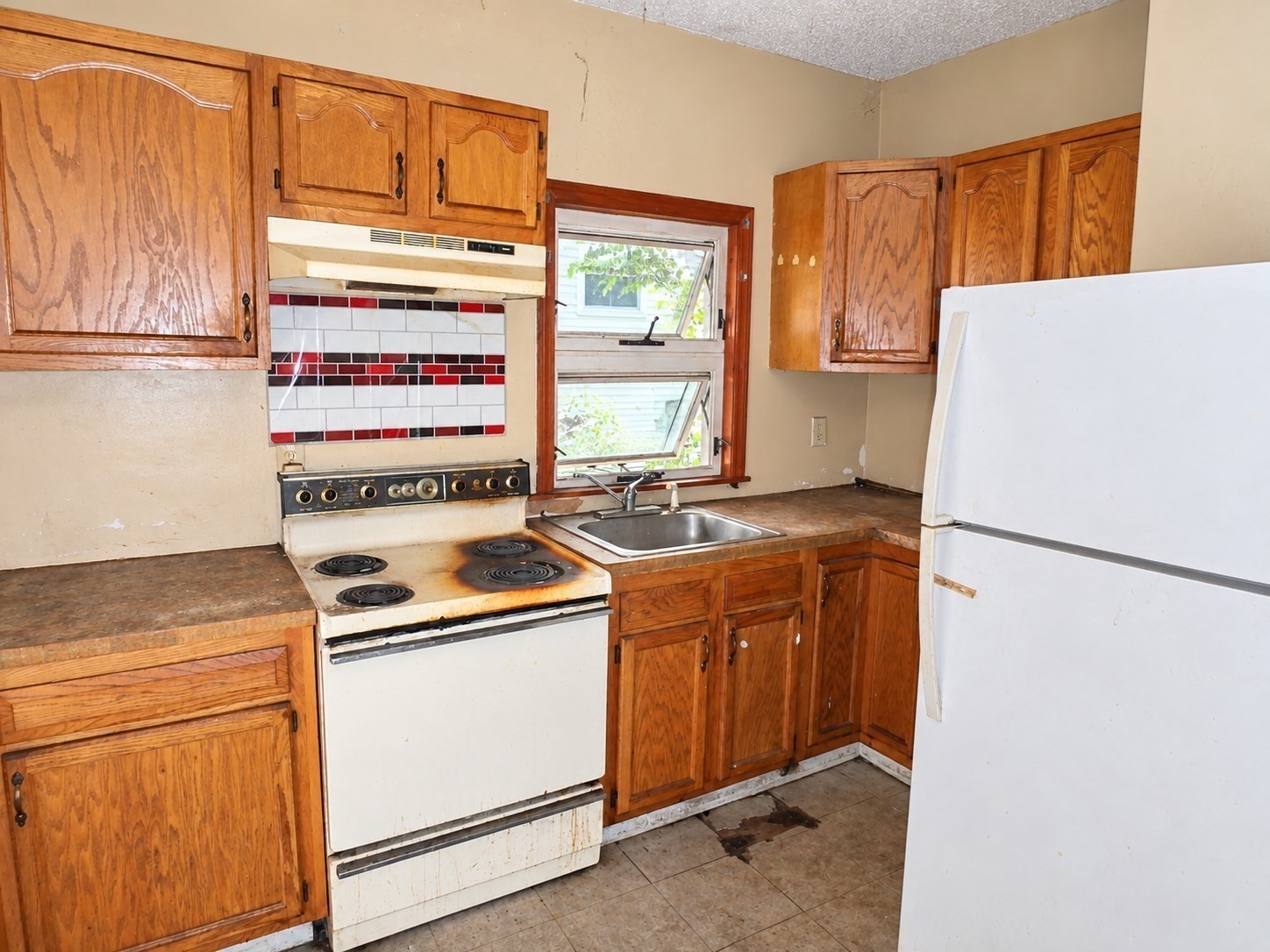 17 Rodman St Property Photo 8