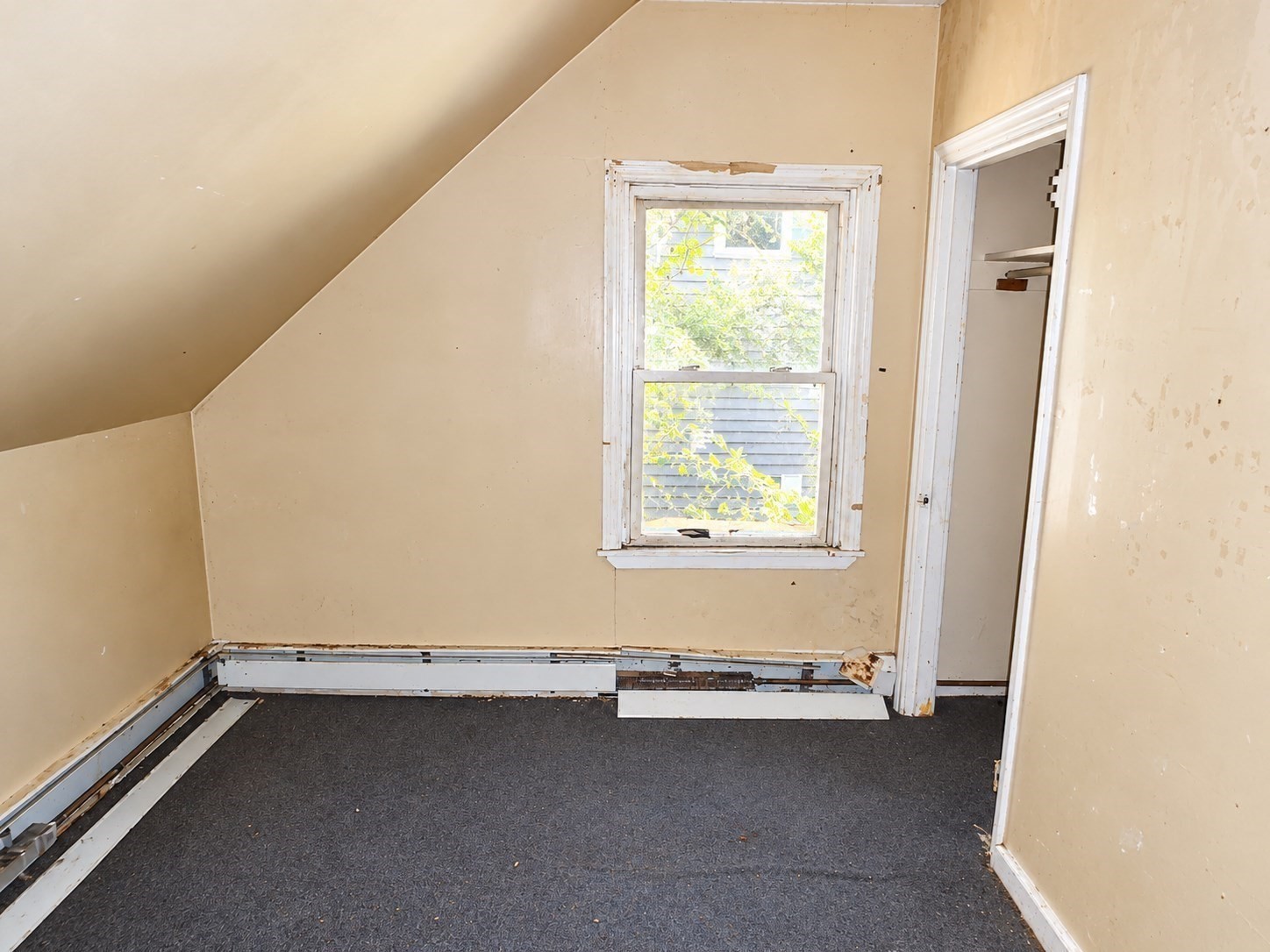 17 Rodman St Property Photo 11