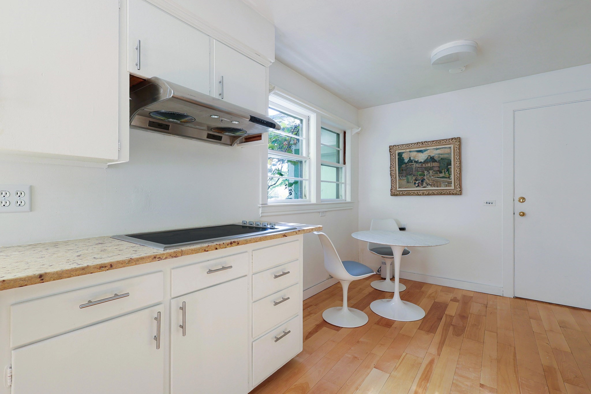 46 Woburn Street Property Photo 6