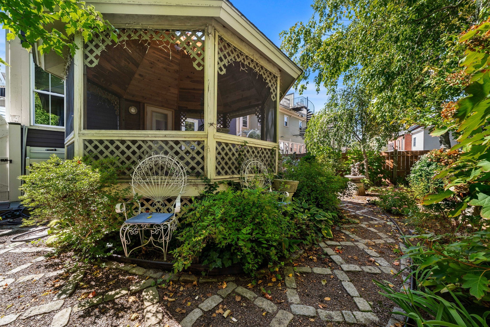 154 High St Property Photo 7