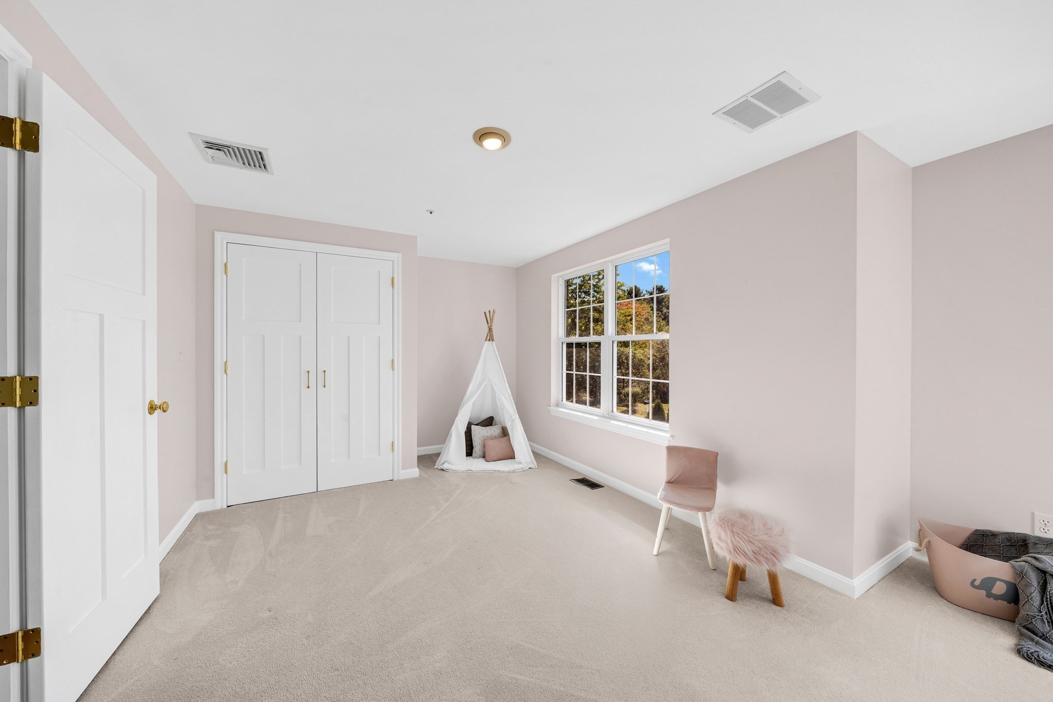 51 Bucklin Rd Property Photo 26