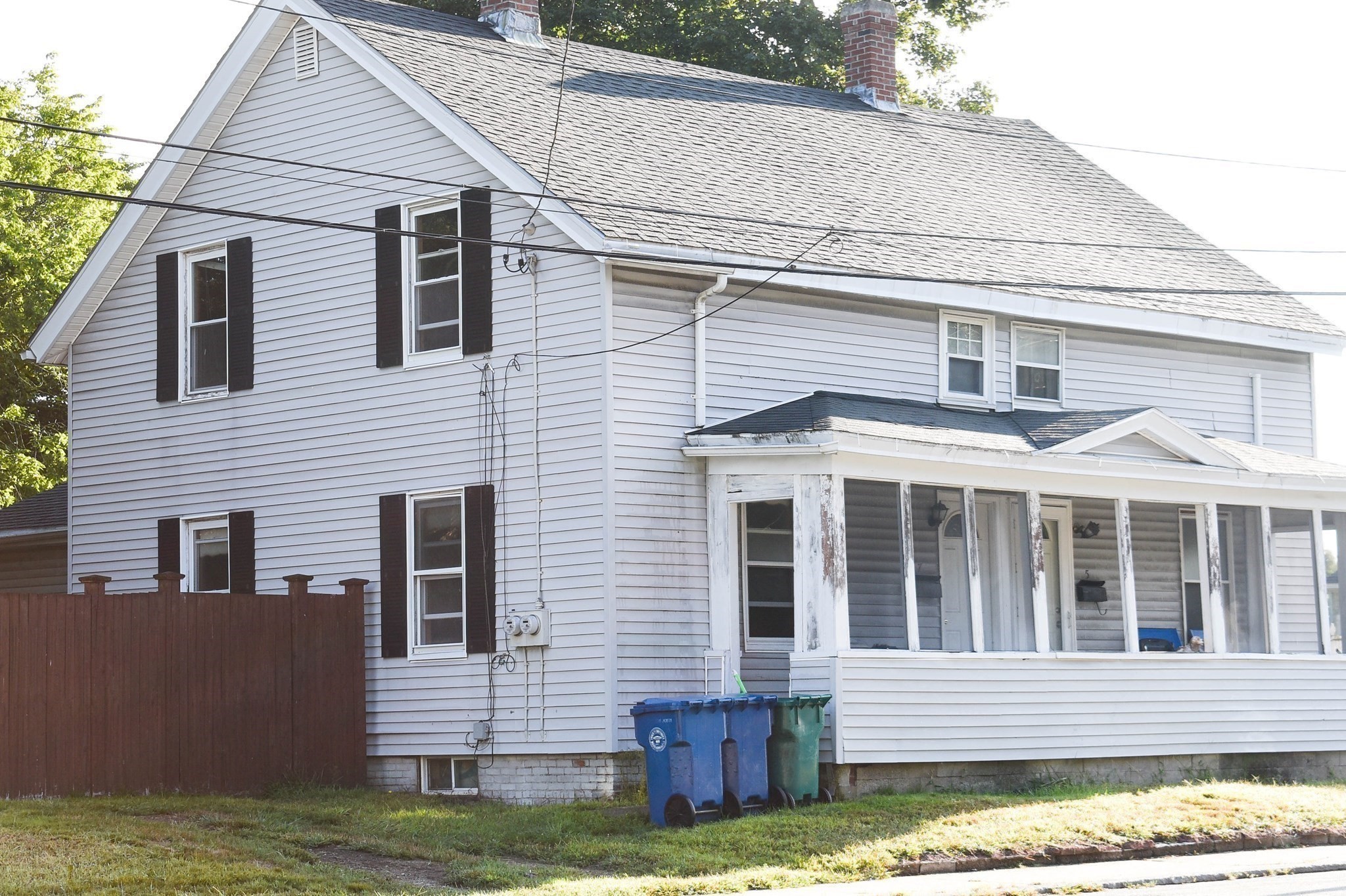 5-7 Lowell St Property Photo 3