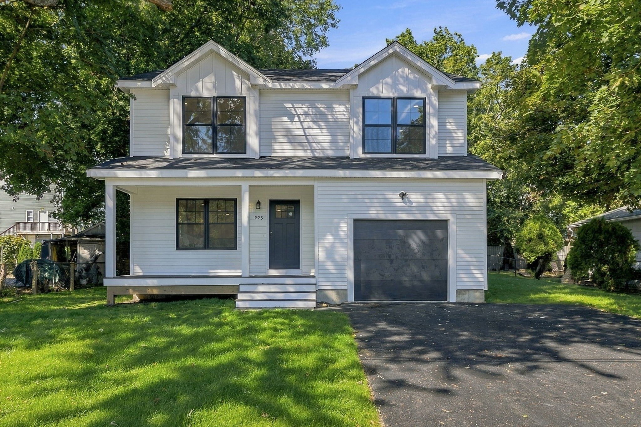 223 Jenckes Property Photo 1