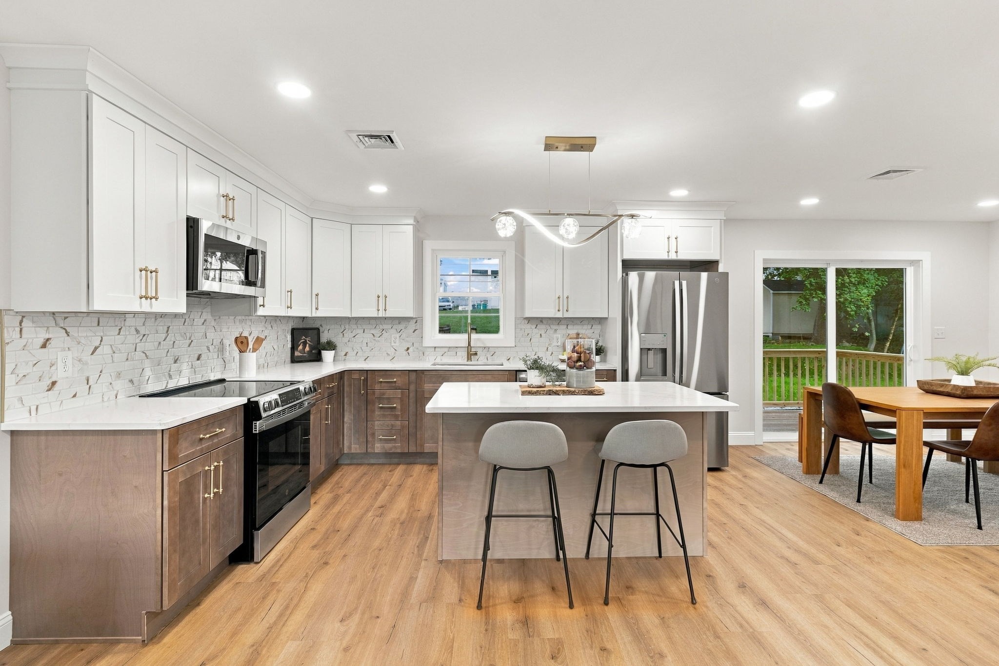 223 Jenckes Property Photo 4