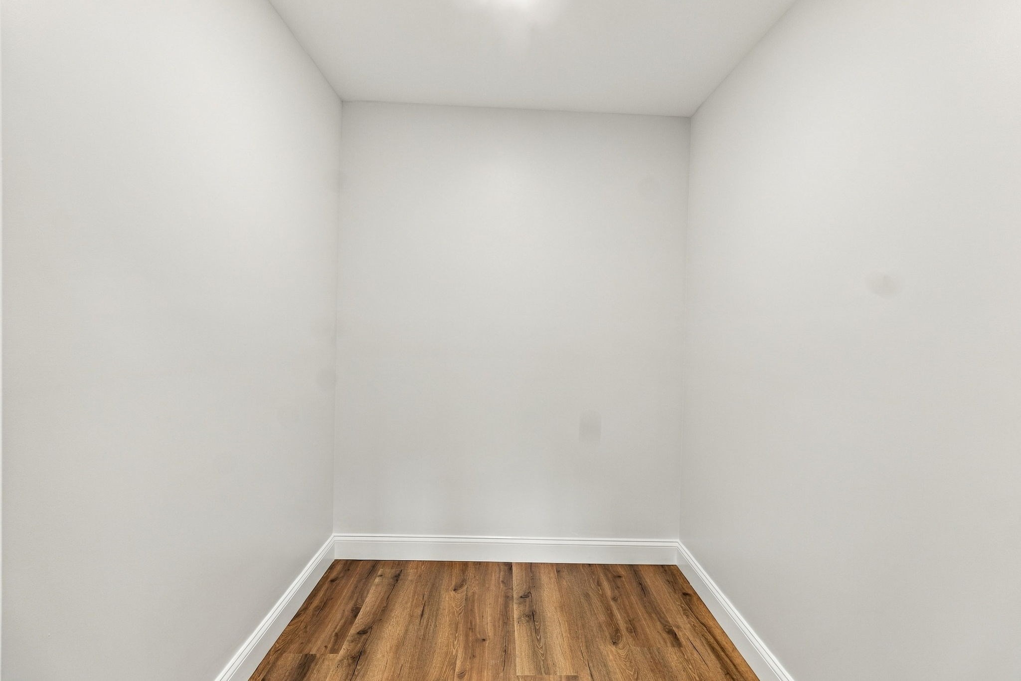 223 Jenckes Property Photo 27