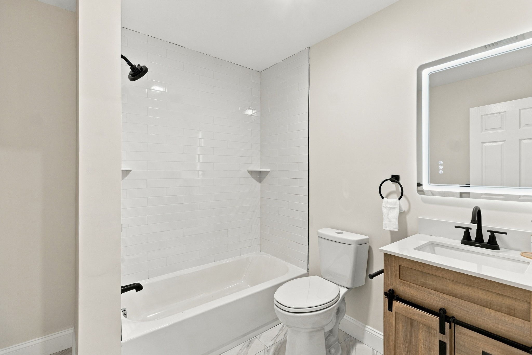 223 Jenckes Property Photo 31