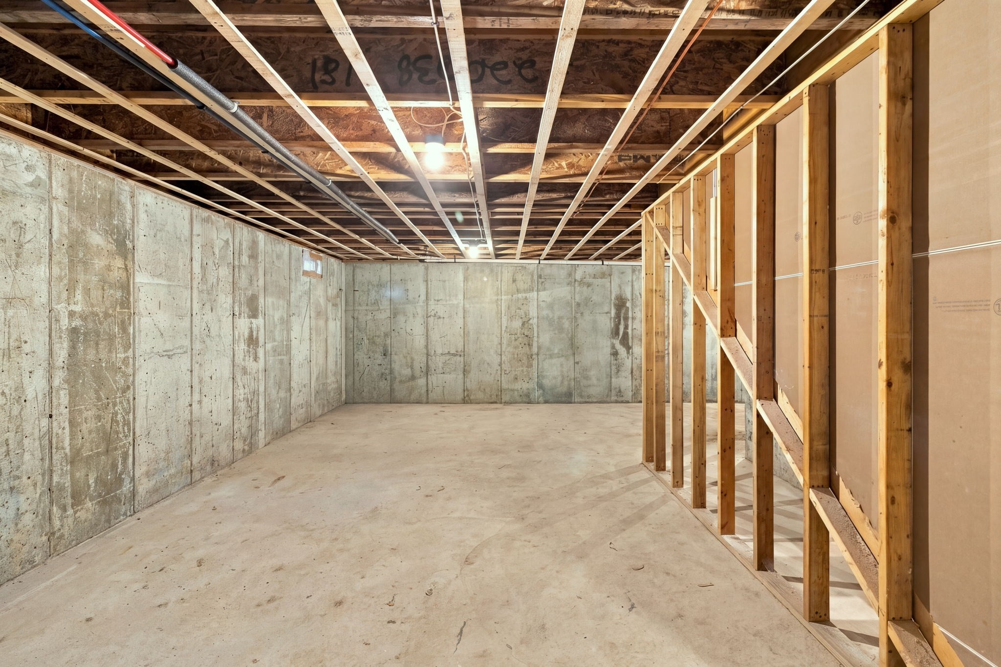 223 Jenckes Property Photo 34