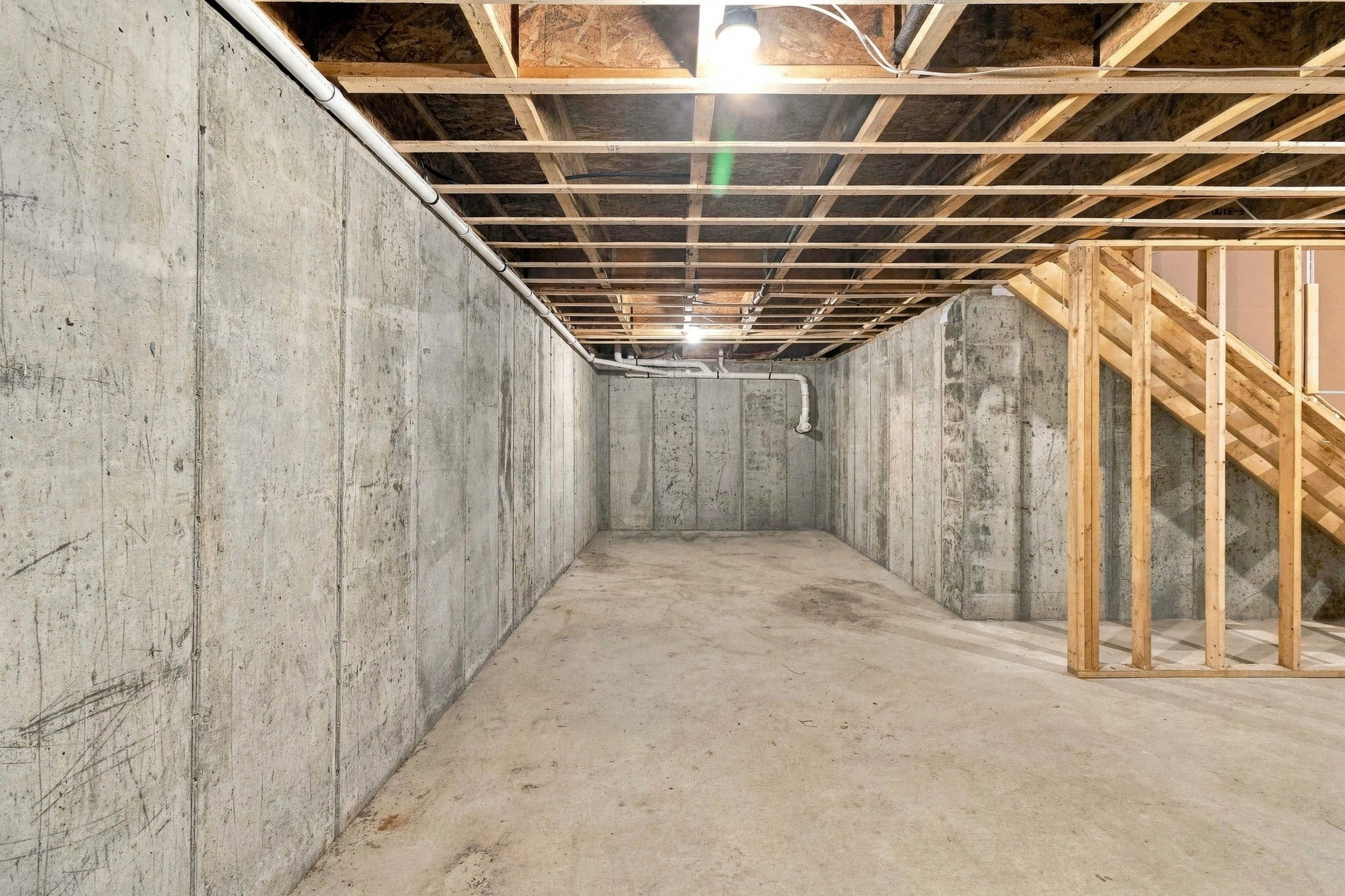 223 Jenckes Property Photo 35