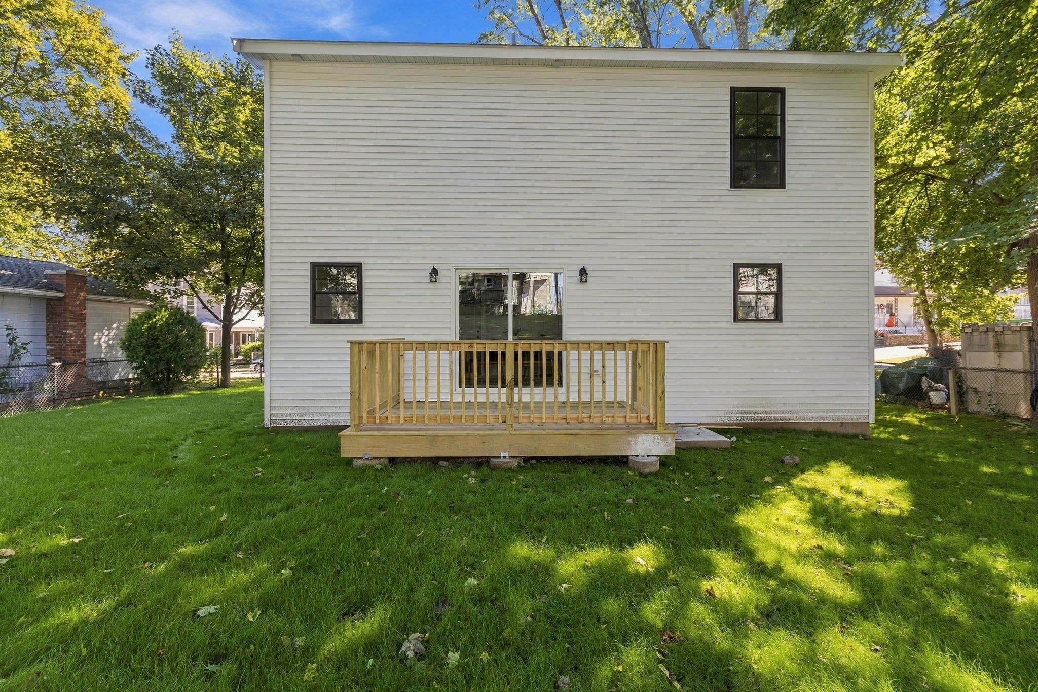223 Jenckes Property Photo 38