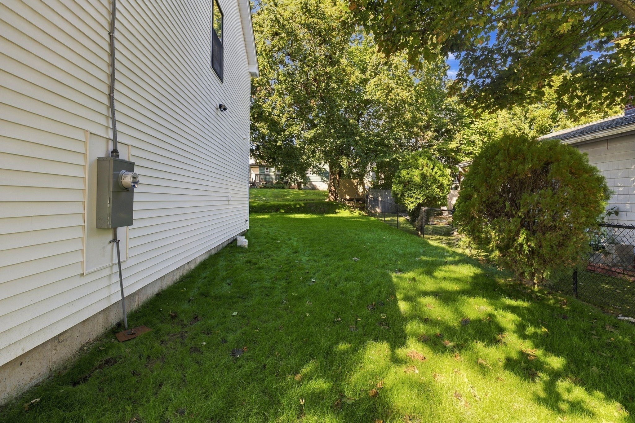 223 Jenckes Property Photo 41