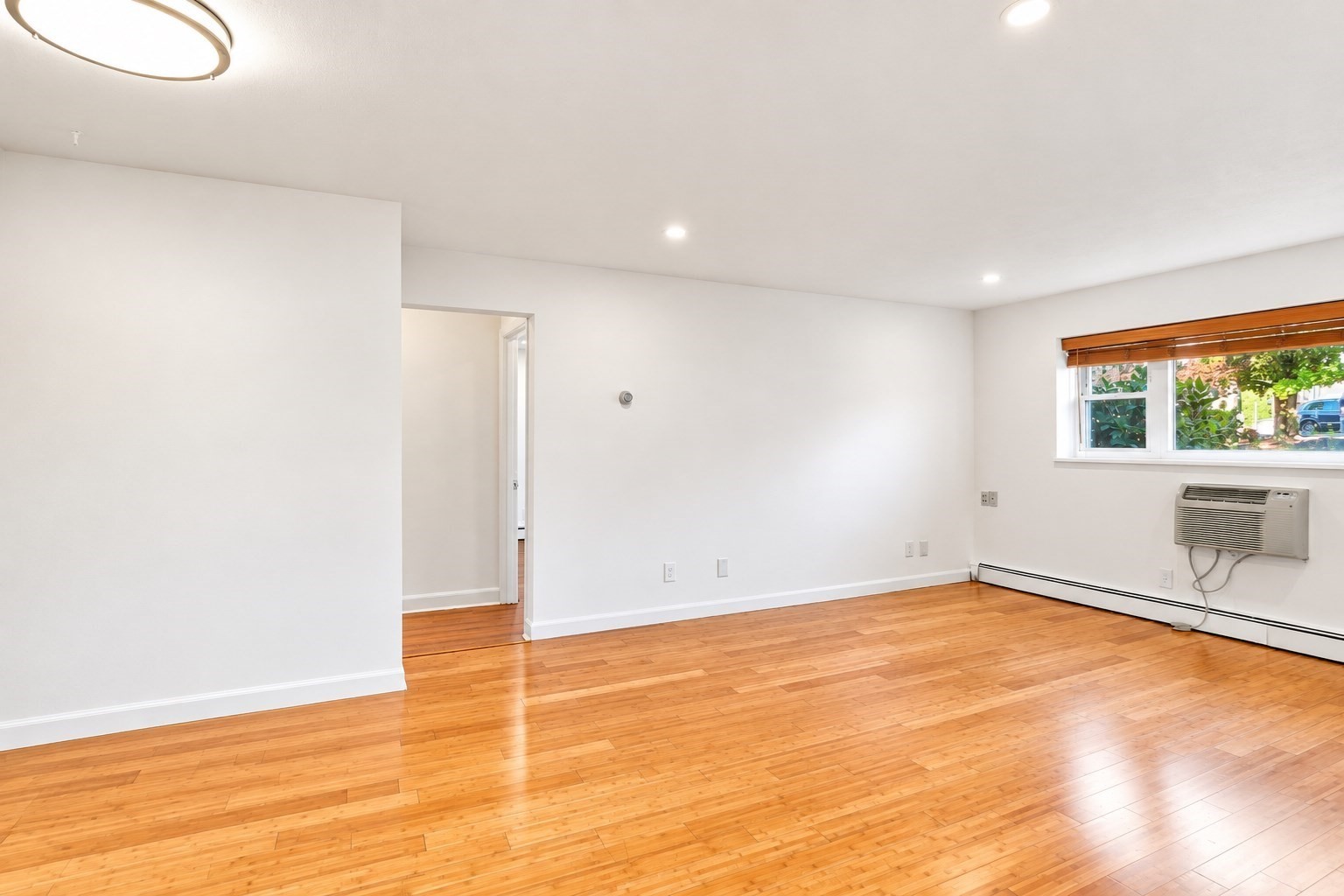 41 Warren St # B2 Property Photo 3