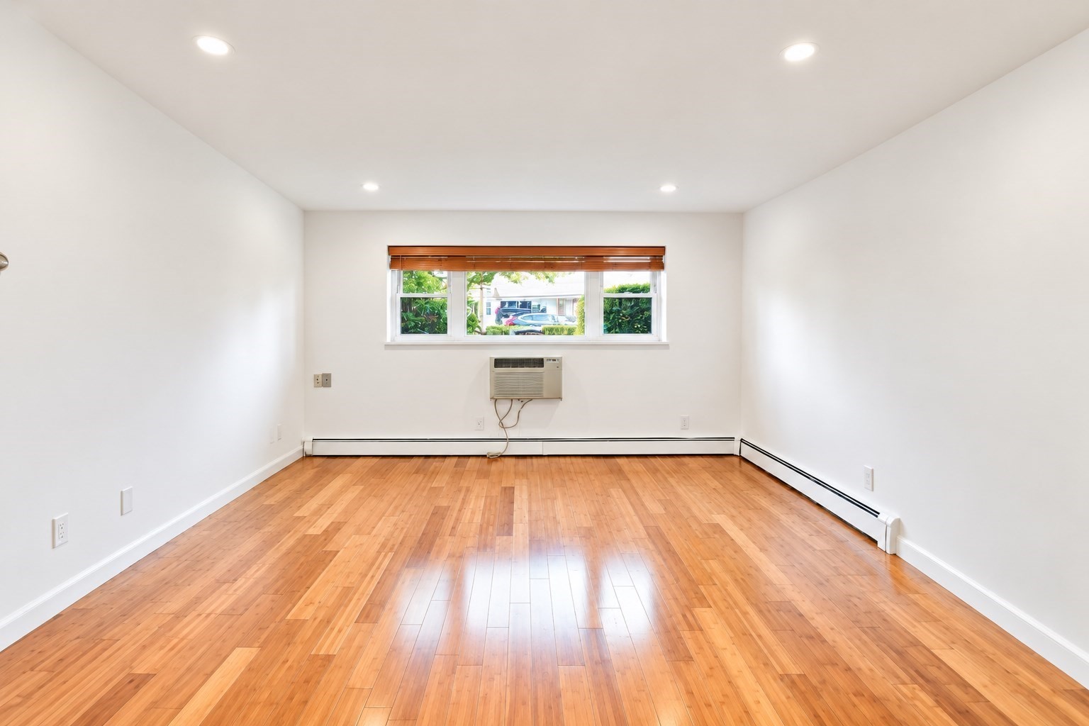 41 Warren St # B2 Property Photo 5