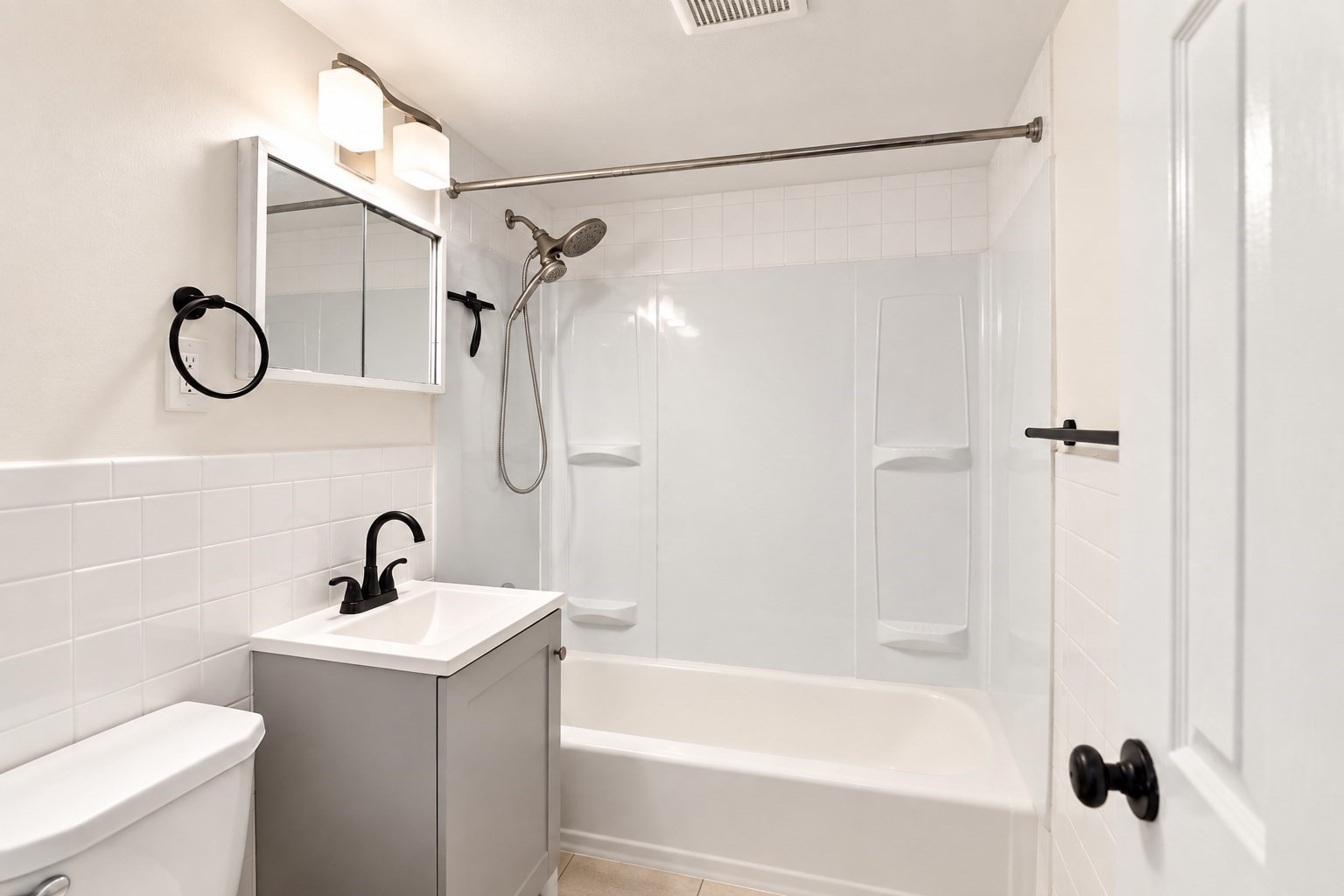 41 Warren St # B2 Property Photo 11