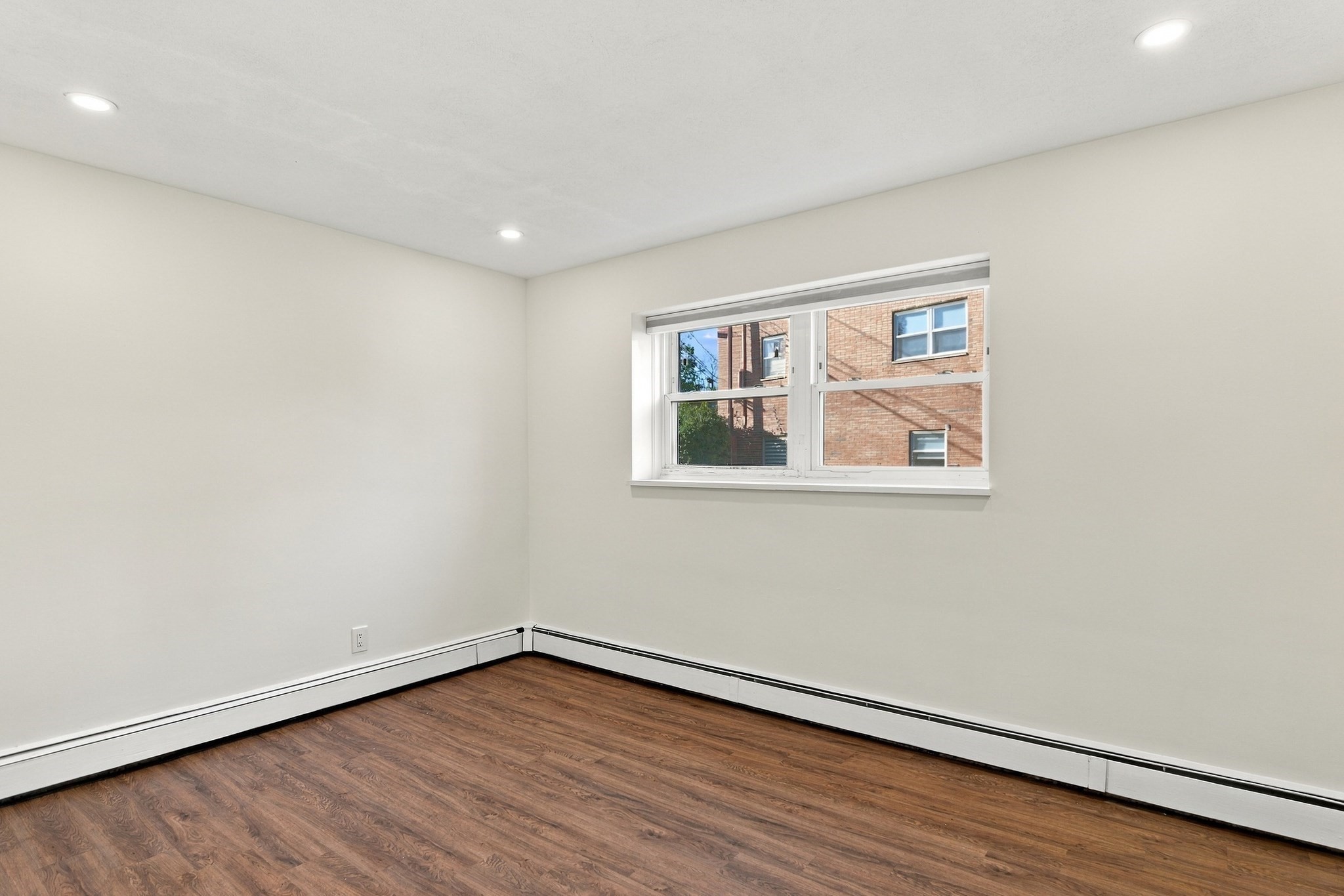 41 Warren St # B2 Property Photo 12