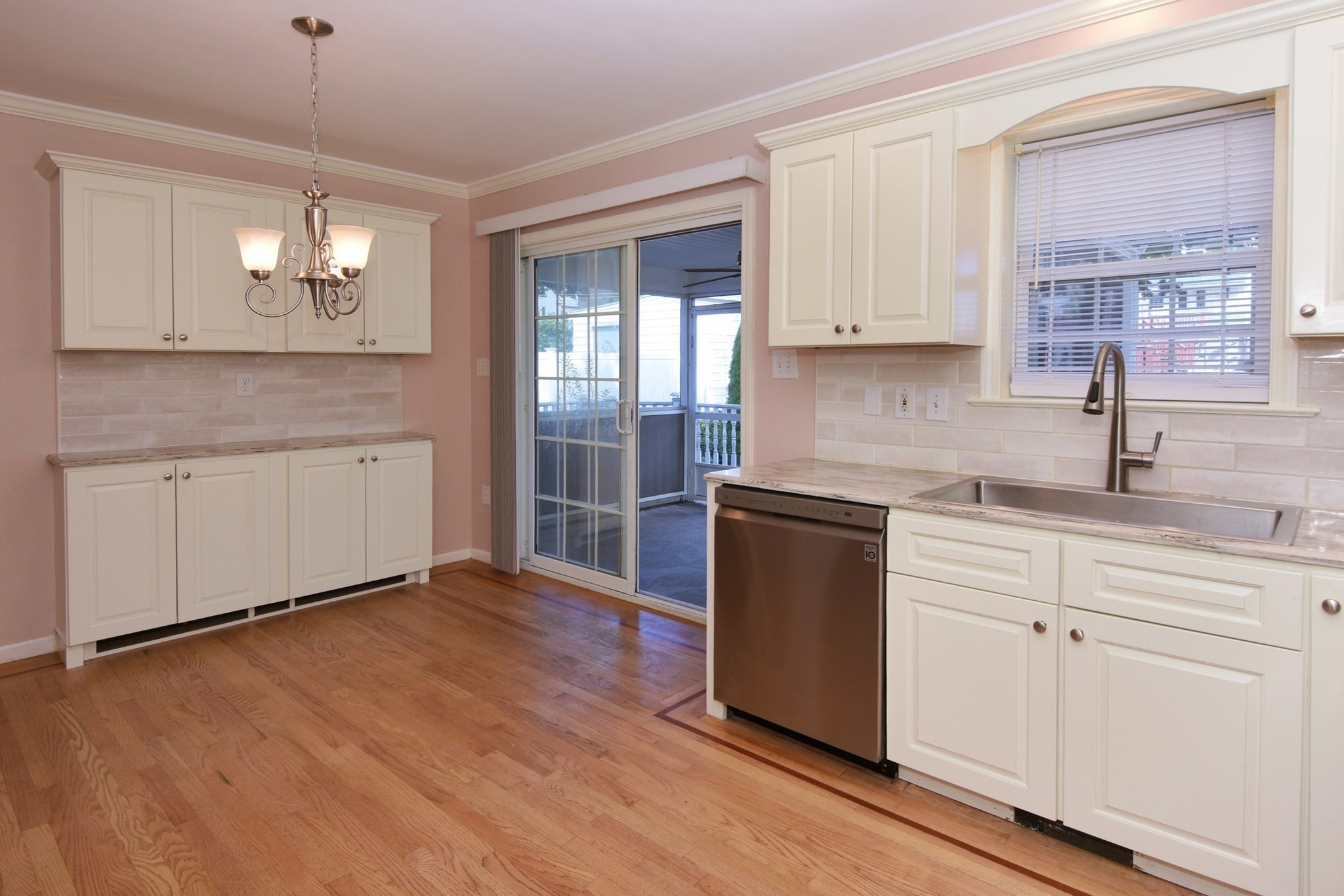 5 Liberty St. Property Photo 9