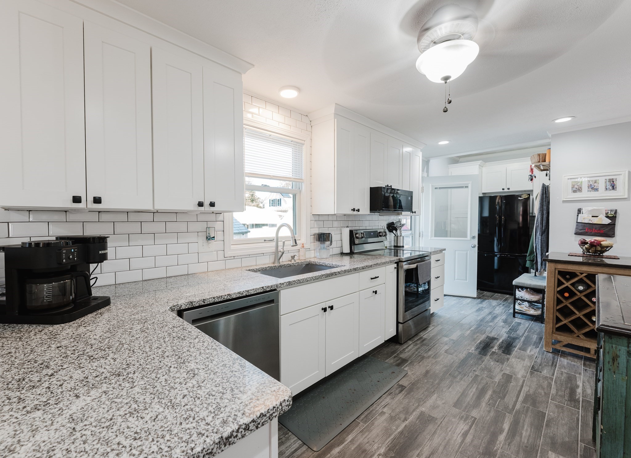 27 Cecile St Property Photo 15