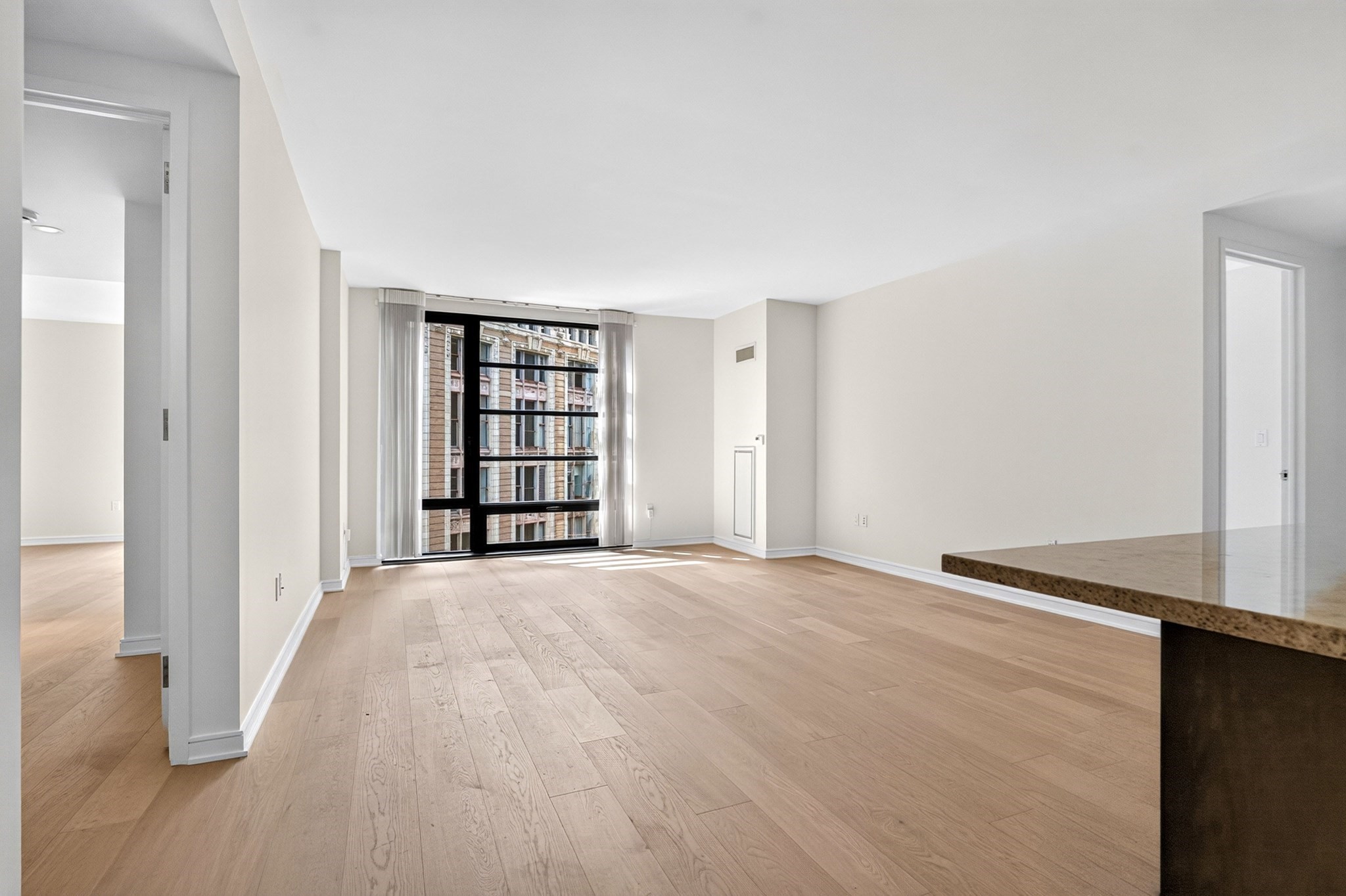 580 Washington Street # 601 Property Photo 3