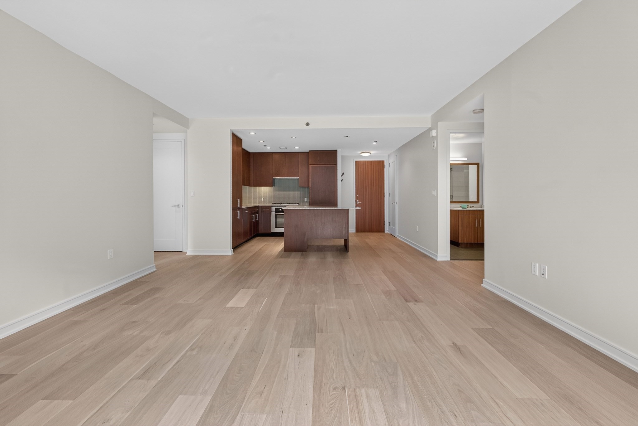 580 Washington Street # 601 Property Photo 4