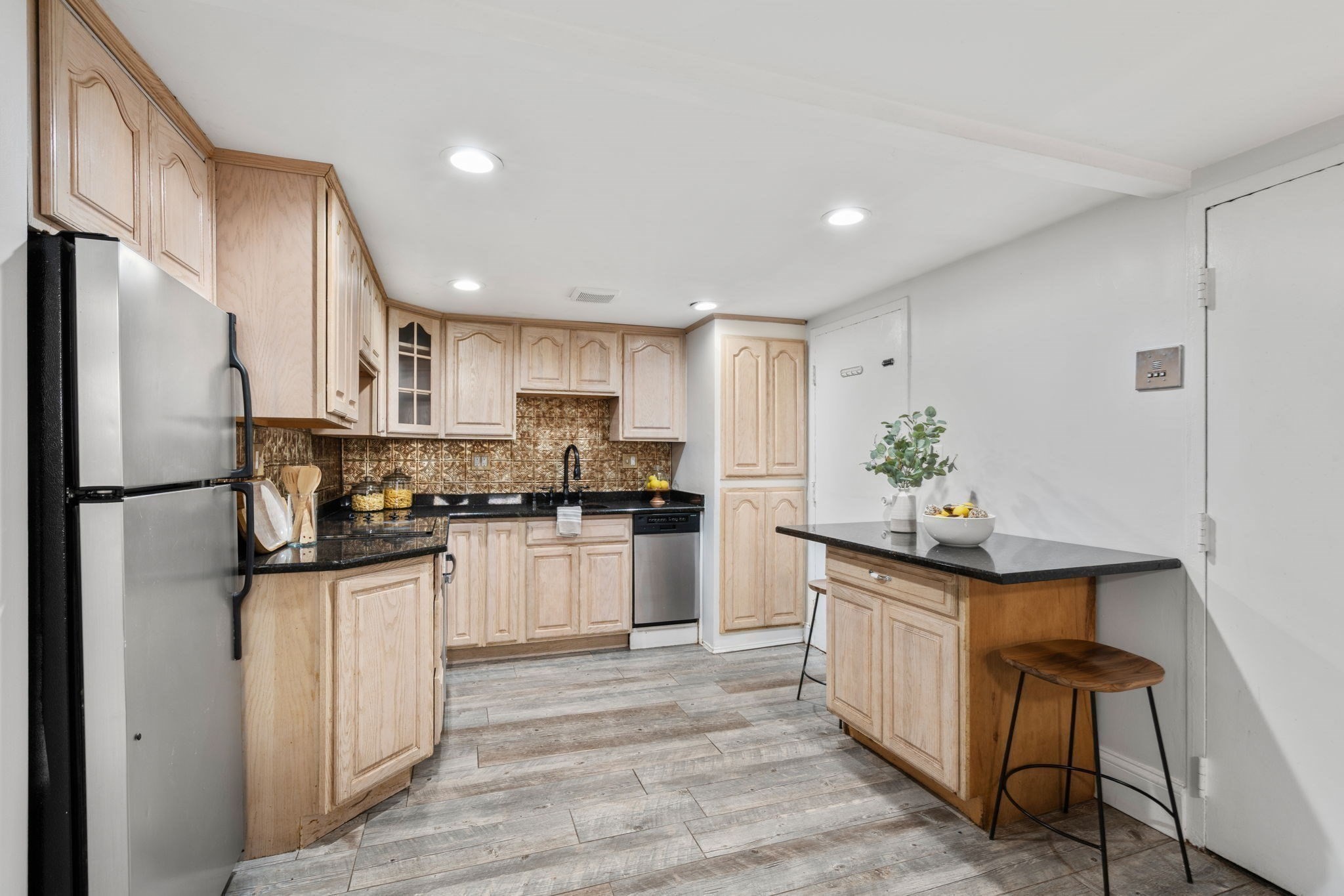 365 Faneuil St # 4 Property Photo 3