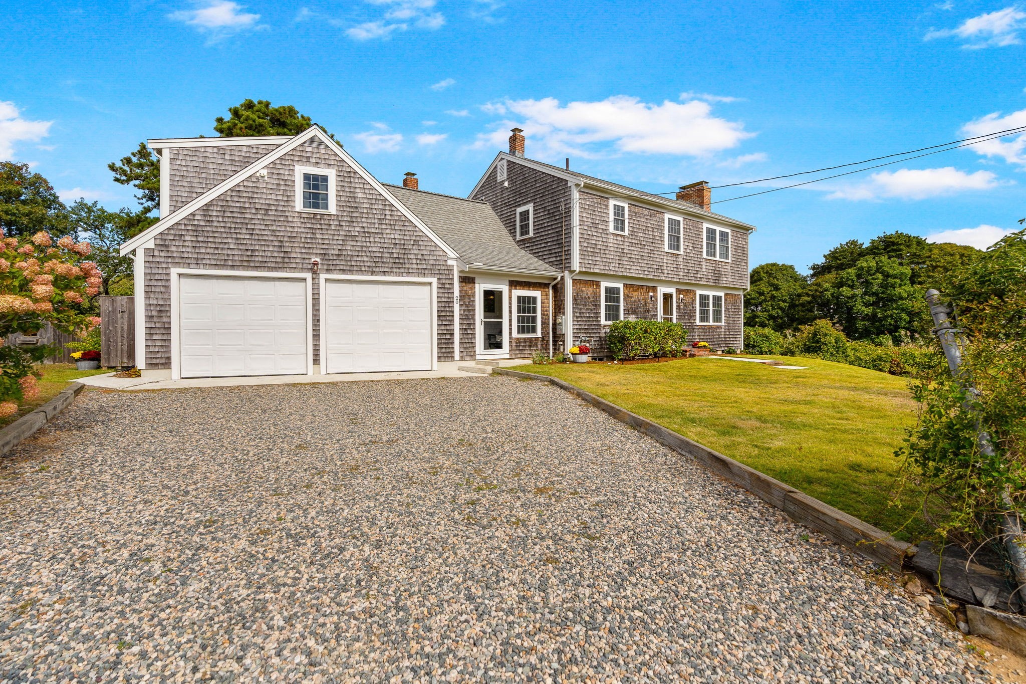 20 Stoughton Lane Property Photo 3