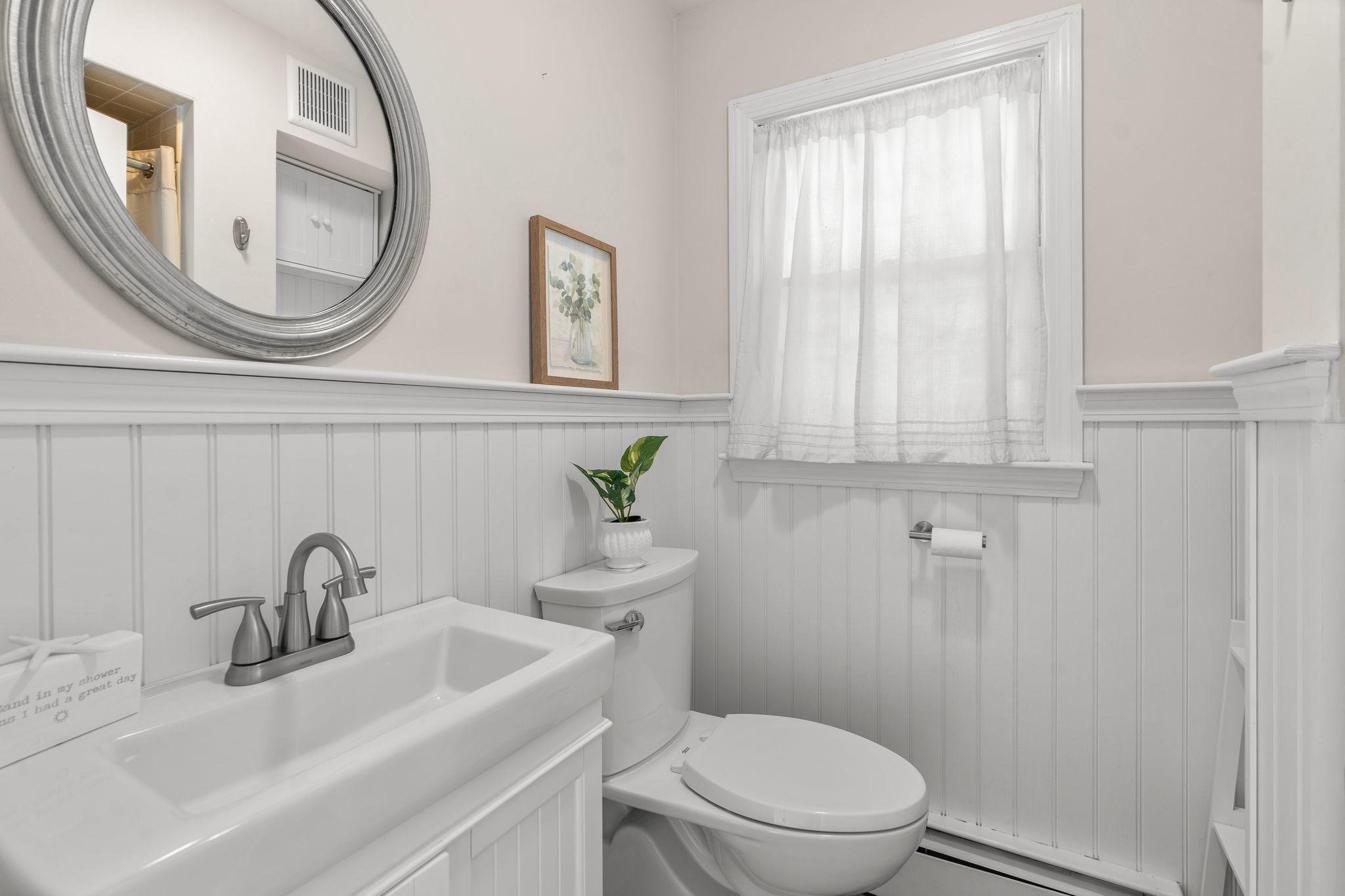 20 Stoughton Lane Property Photo 14