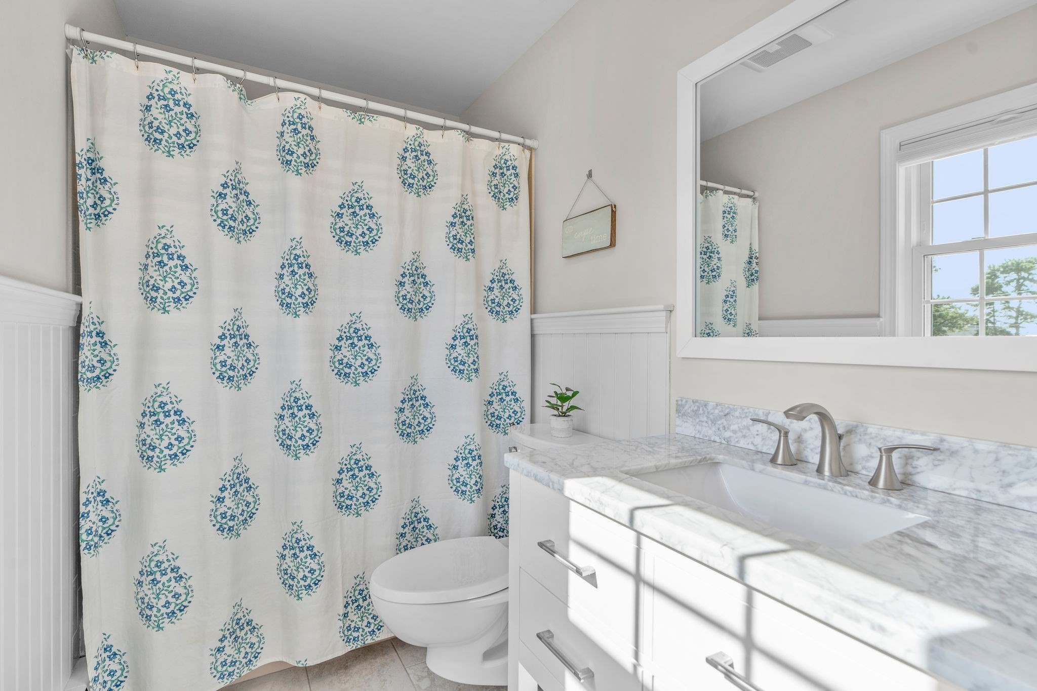 20 Stoughton Lane Property Photo 17