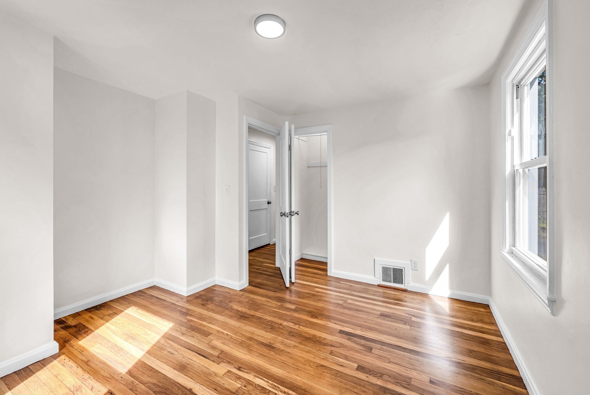 23 Schley St Property Photo 18