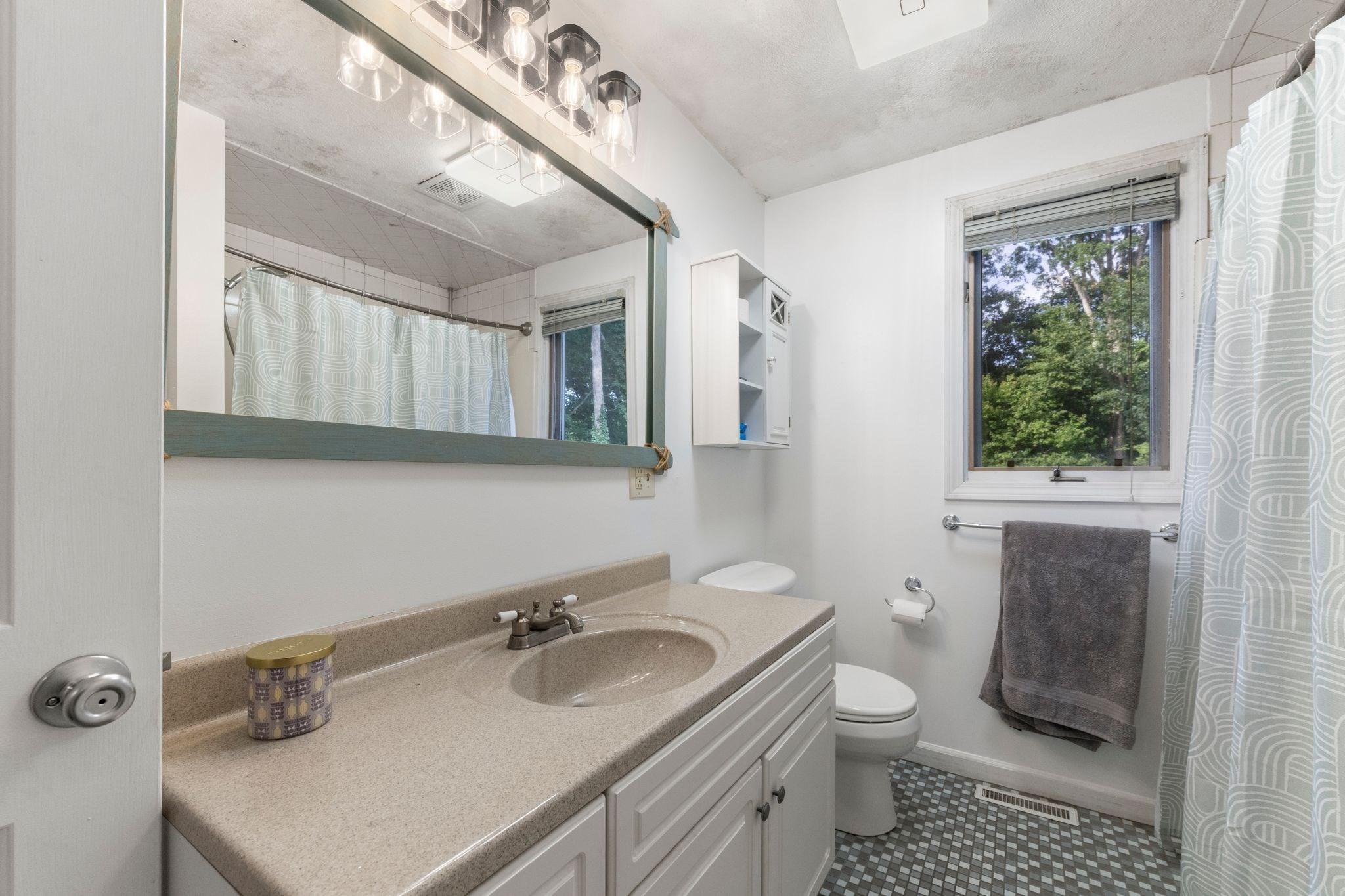 3 Carnegie Way Property Photo 13
