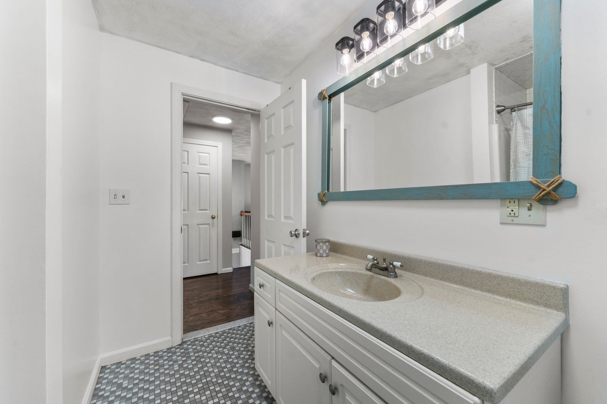 3 Carnegie Way Property Photo 14