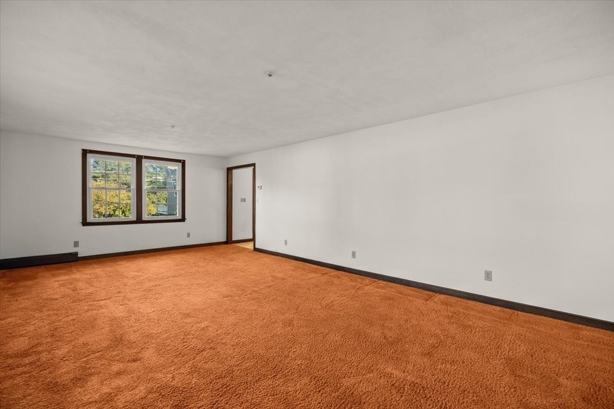 35 Bullard St Property Photo 5