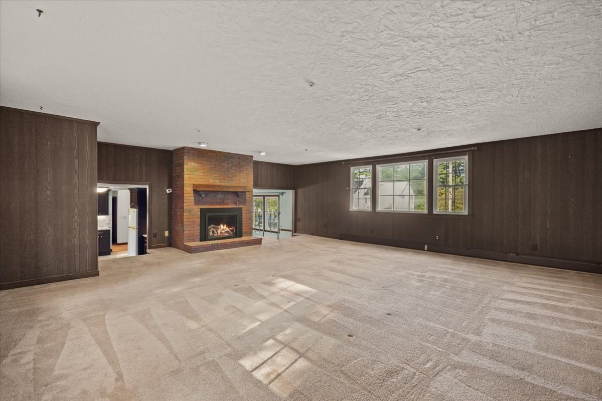 35 Bullard St Property Photo 10