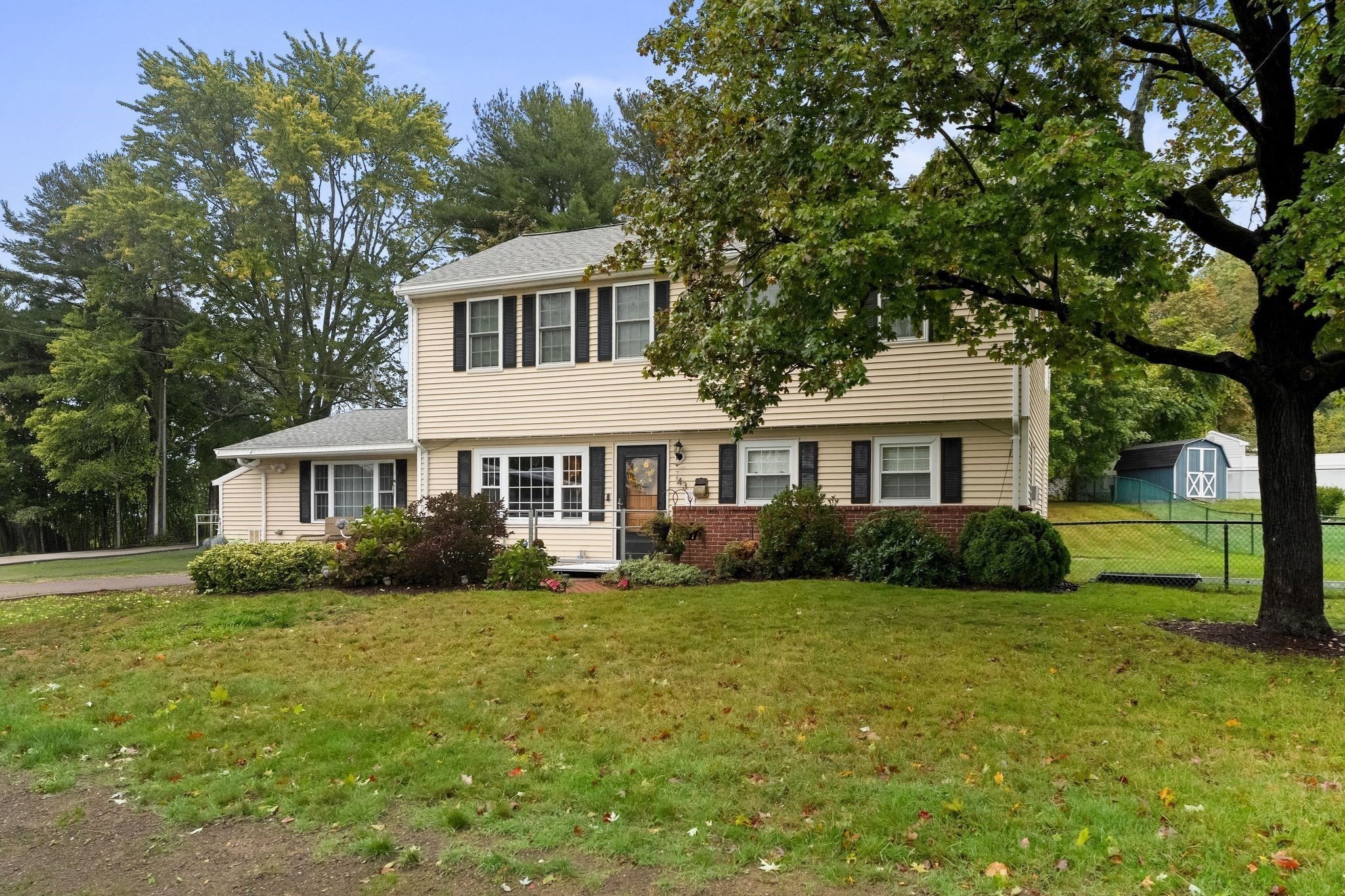 43 Randolph Ave Property Photo 1