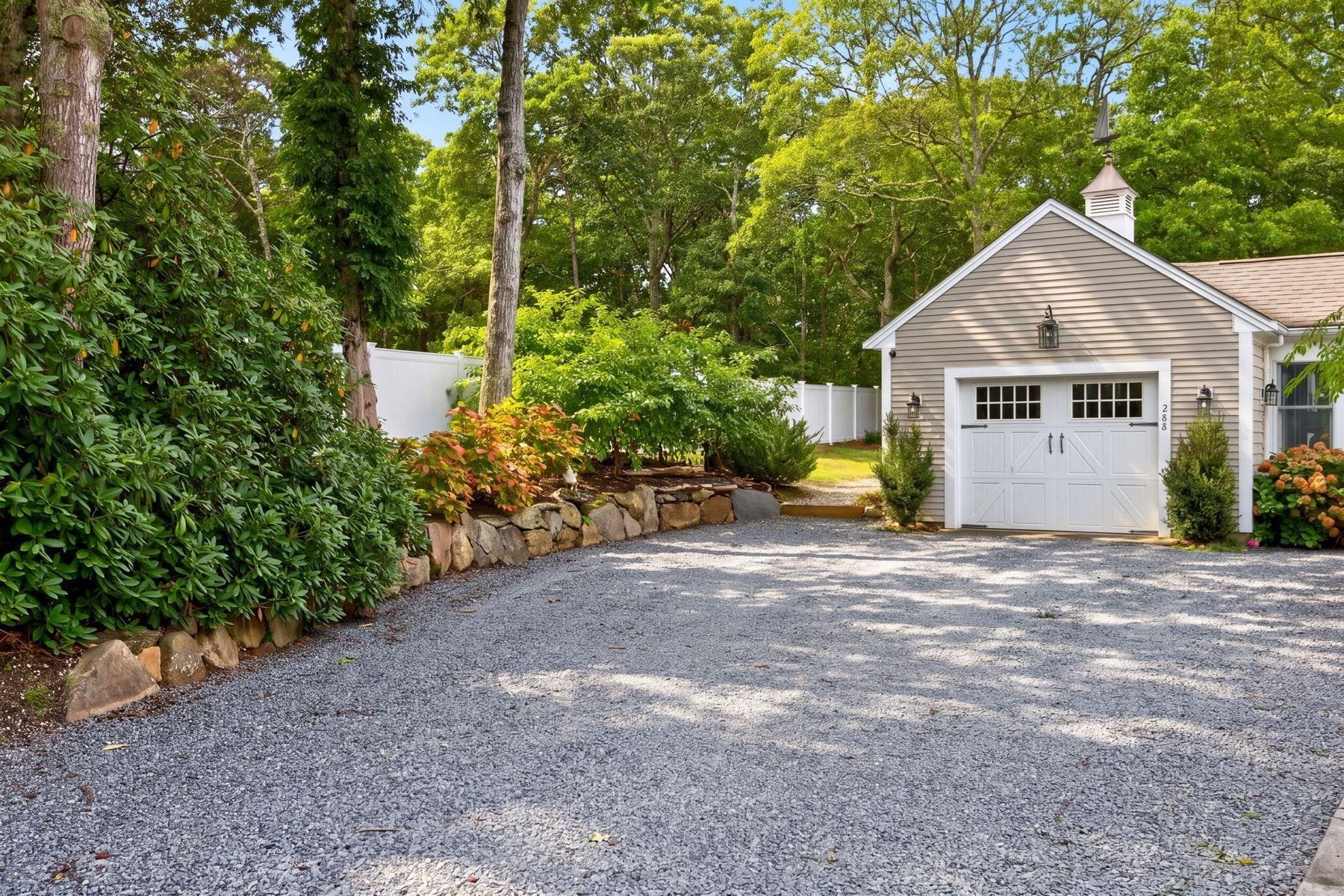 288 Millstone Road Property Photo 5