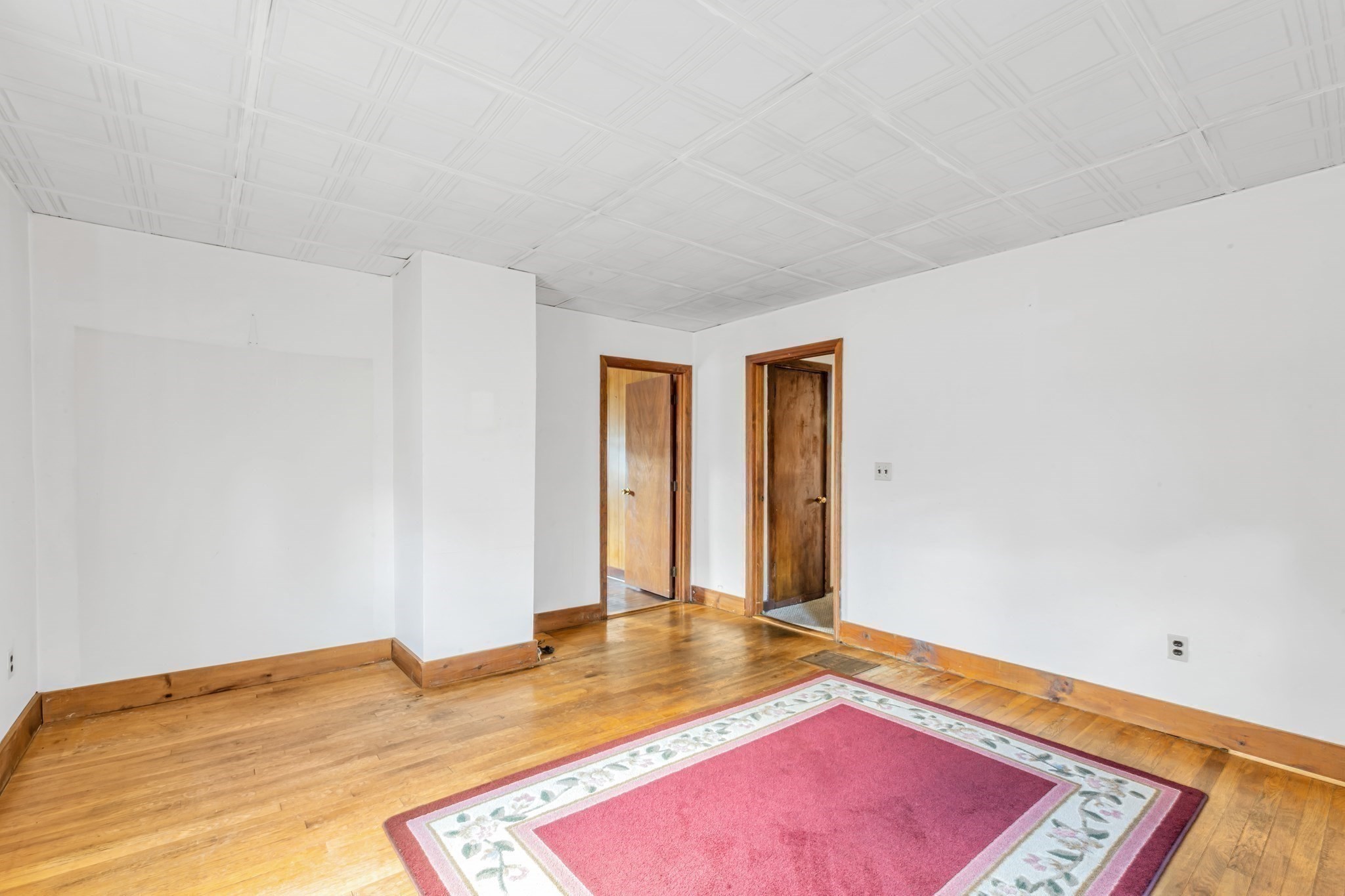22 Barry St Property Photo 14