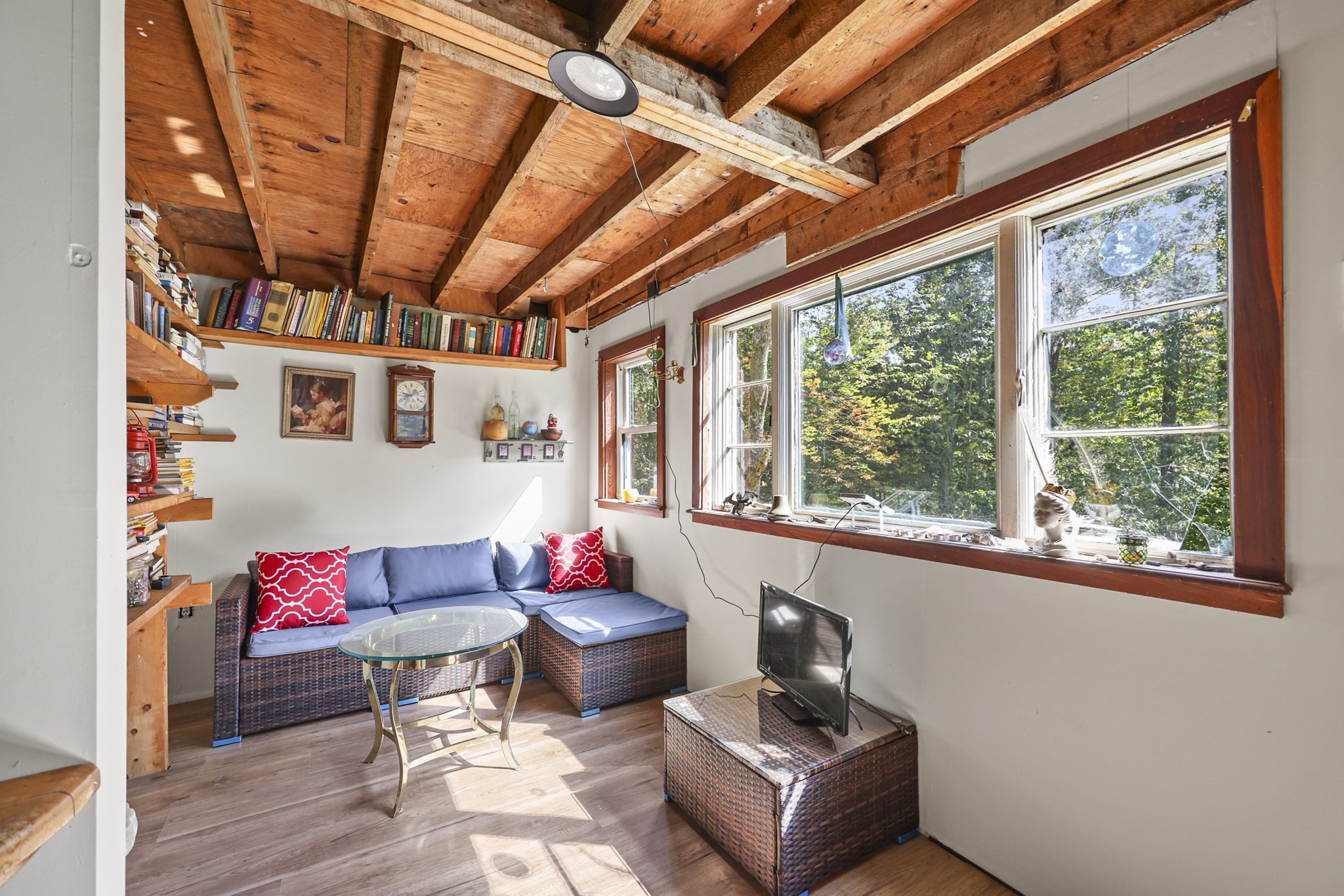10 Brookside Rd Property Photo 11