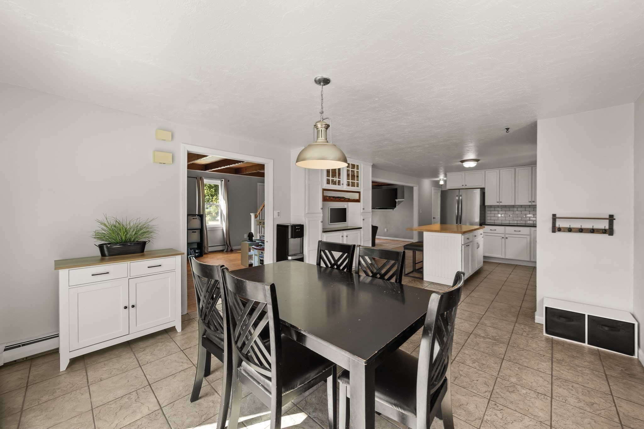 24 Howard Property Photo 18