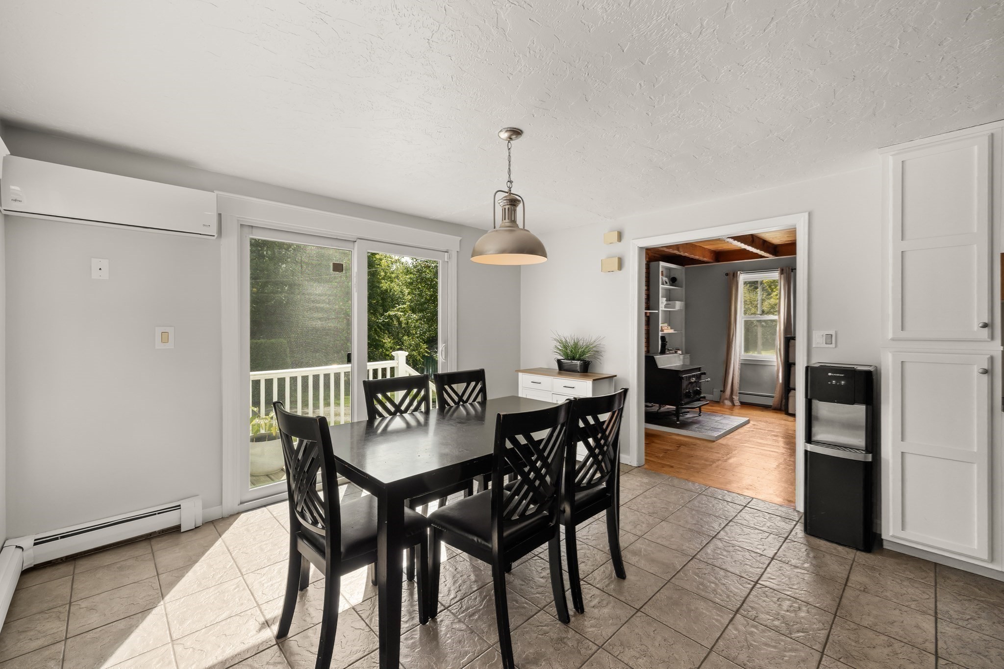 24 Howard Property Photo 19
