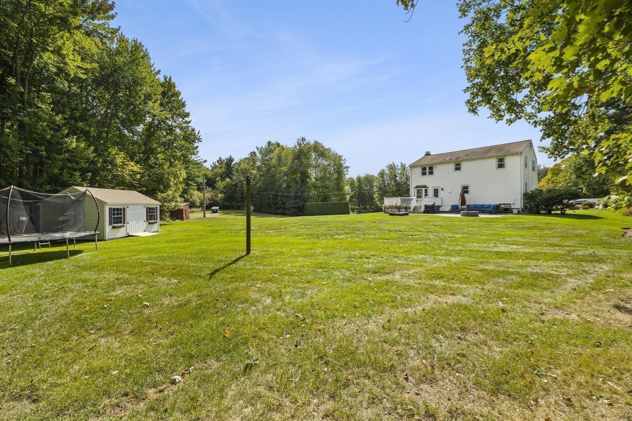 24 Howard Property Photo 41