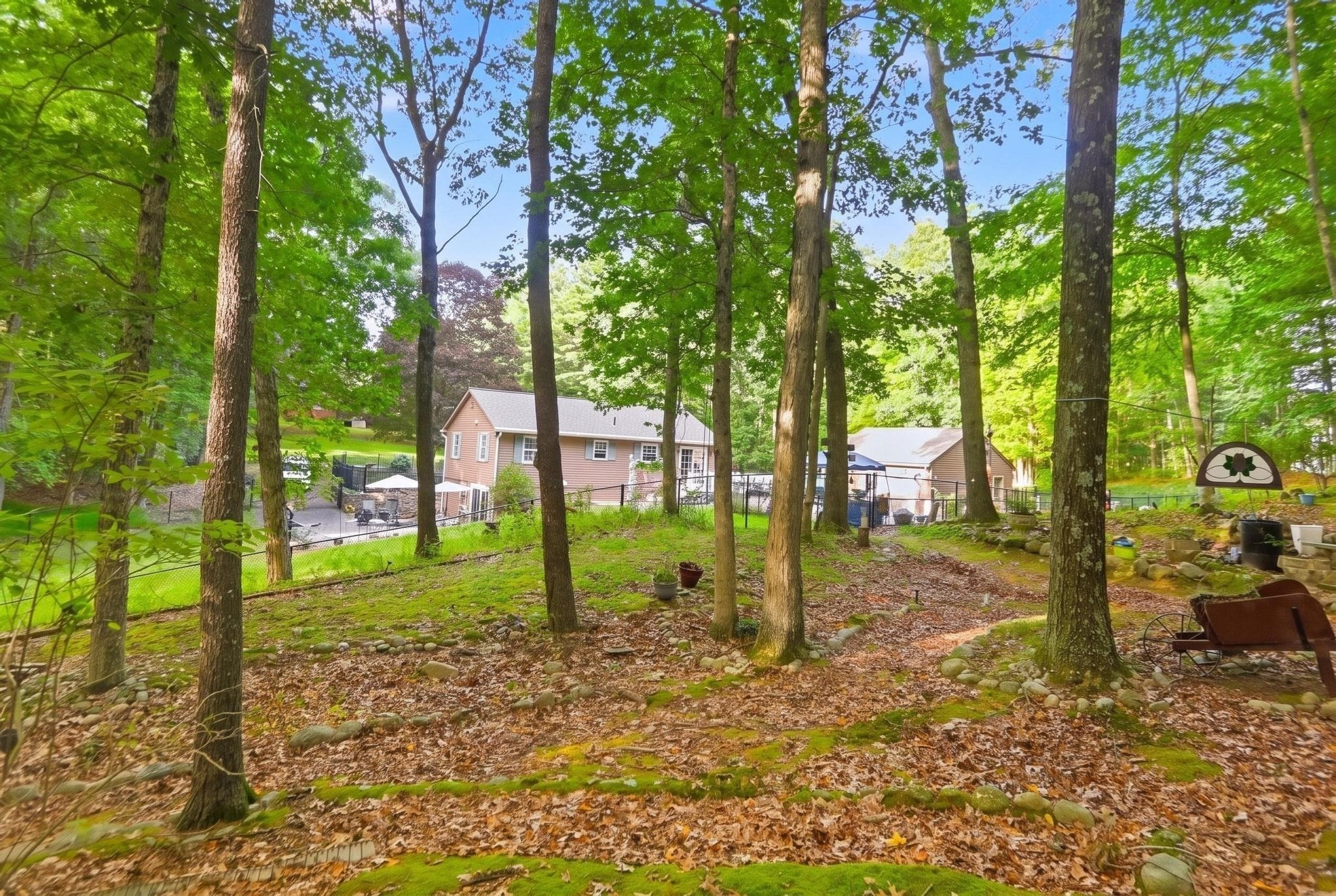 17 Maple Street Property Photo 13
