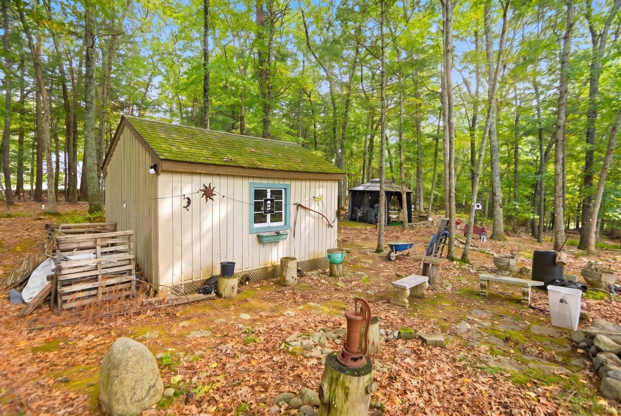17 Maple Street Property Photo 14