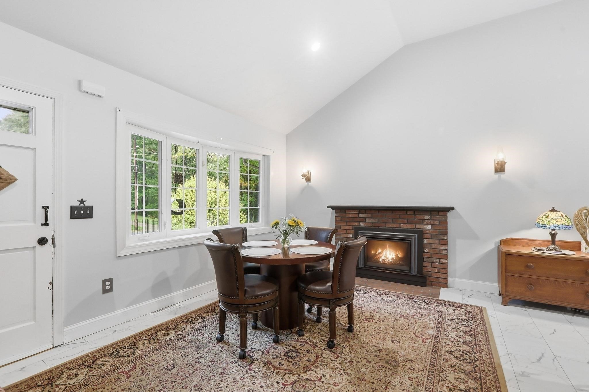 17 Maple Street Property Photo 27