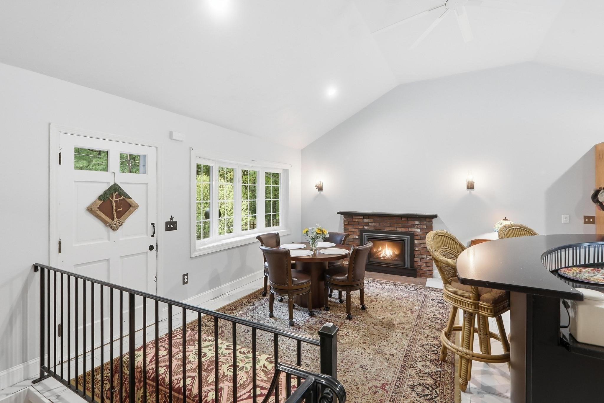 17 Maple Street Property Photo 30