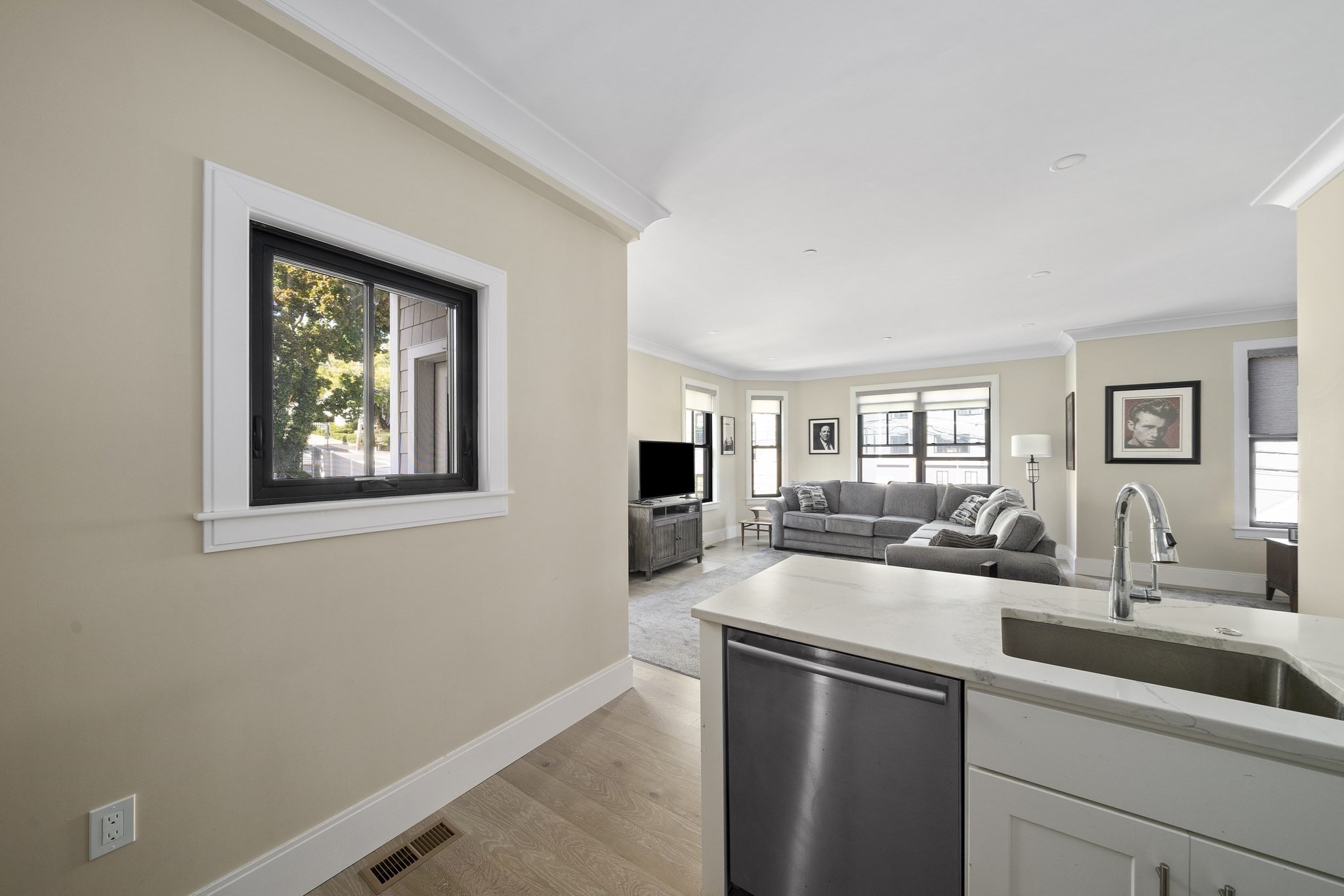 29 Tilesboro St # 1 Property Photo 8