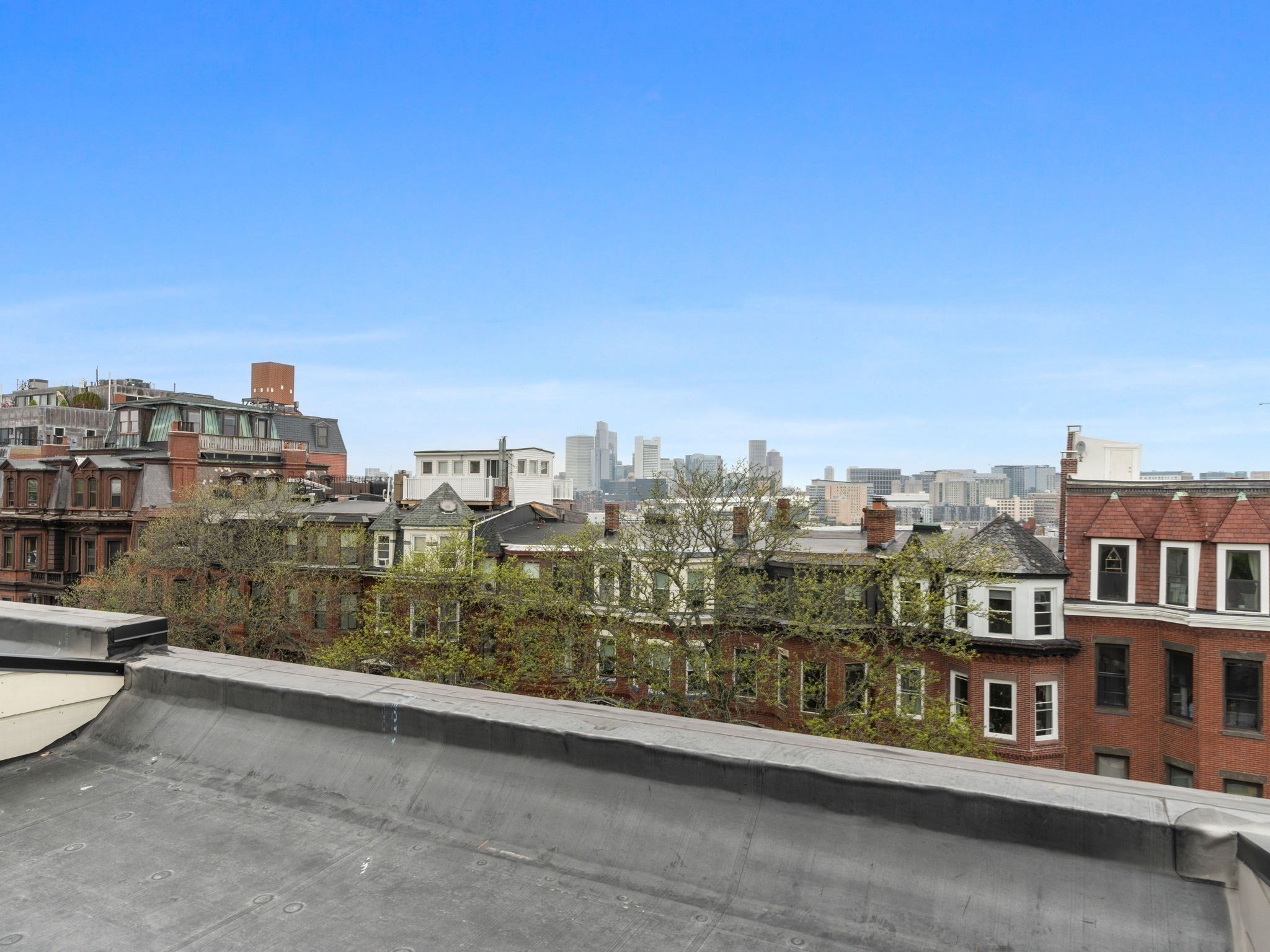 555 E Broadway Property Photo 38