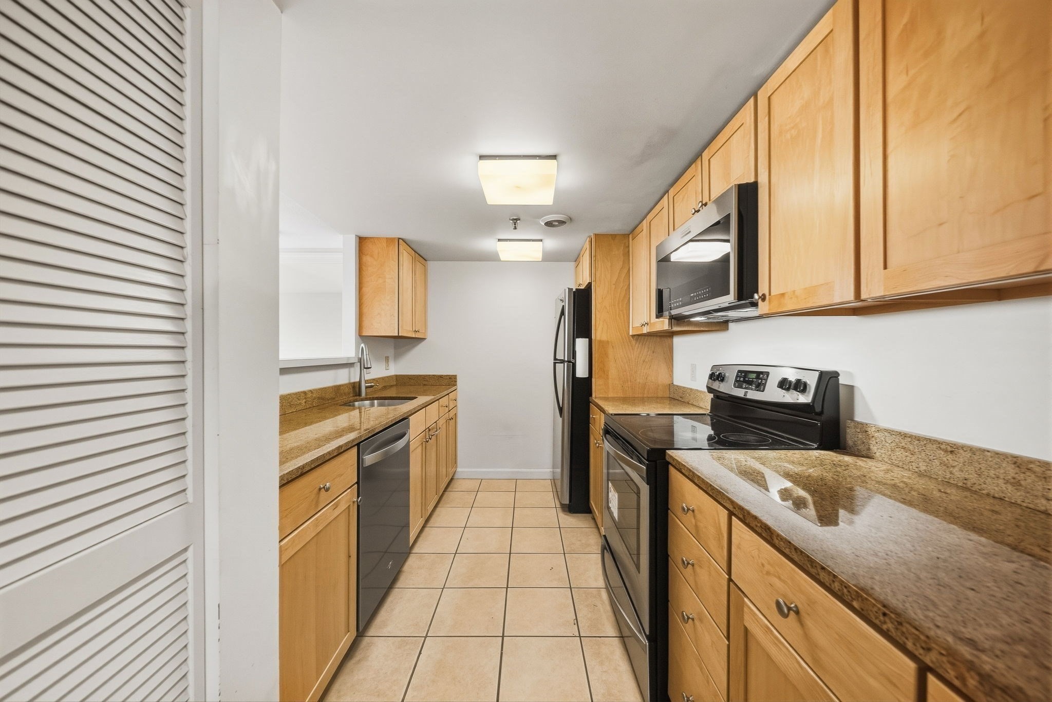 20 Webster St # 507 Property Photo 11