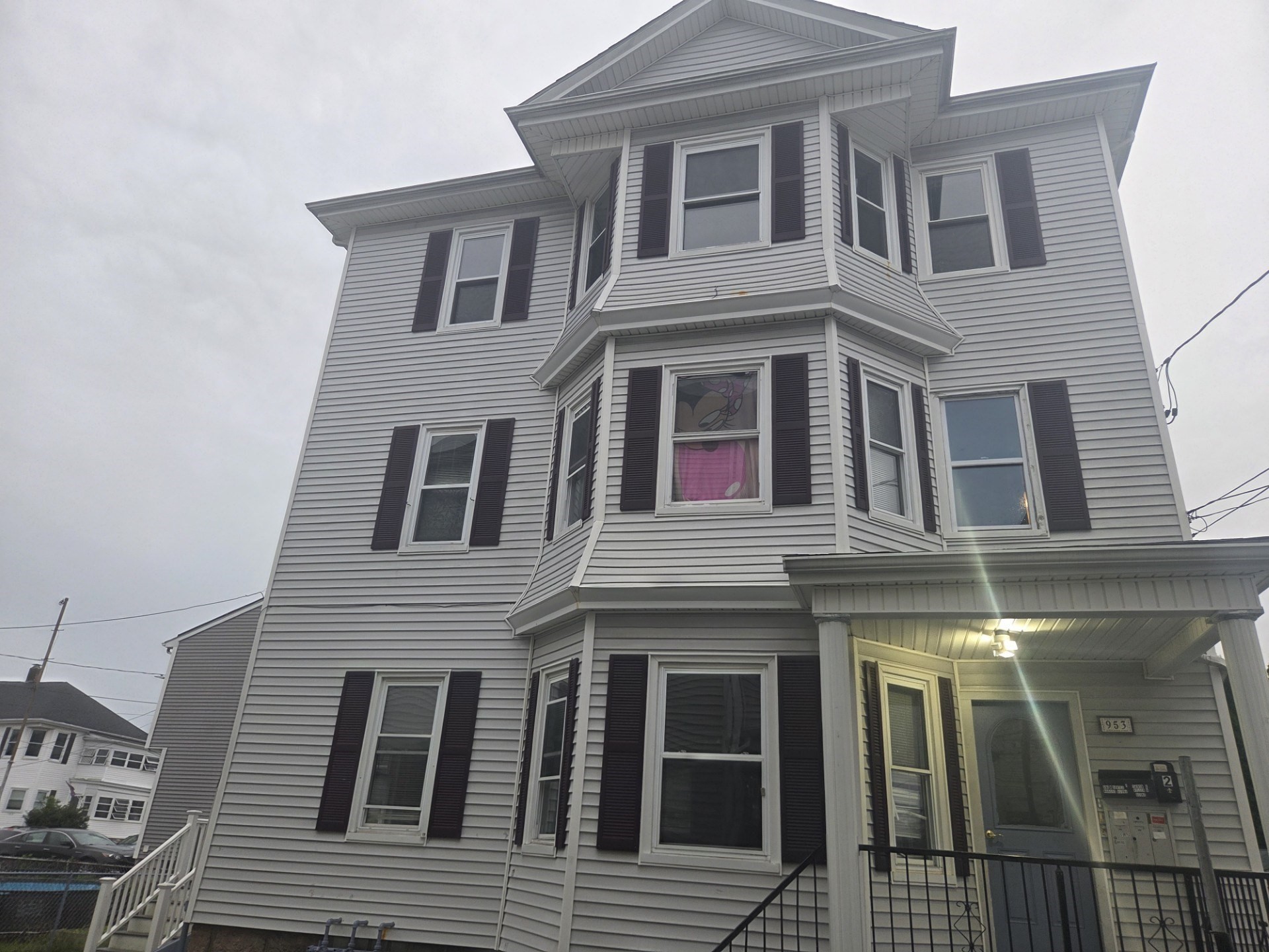 953 Globe Street Property Photo 1