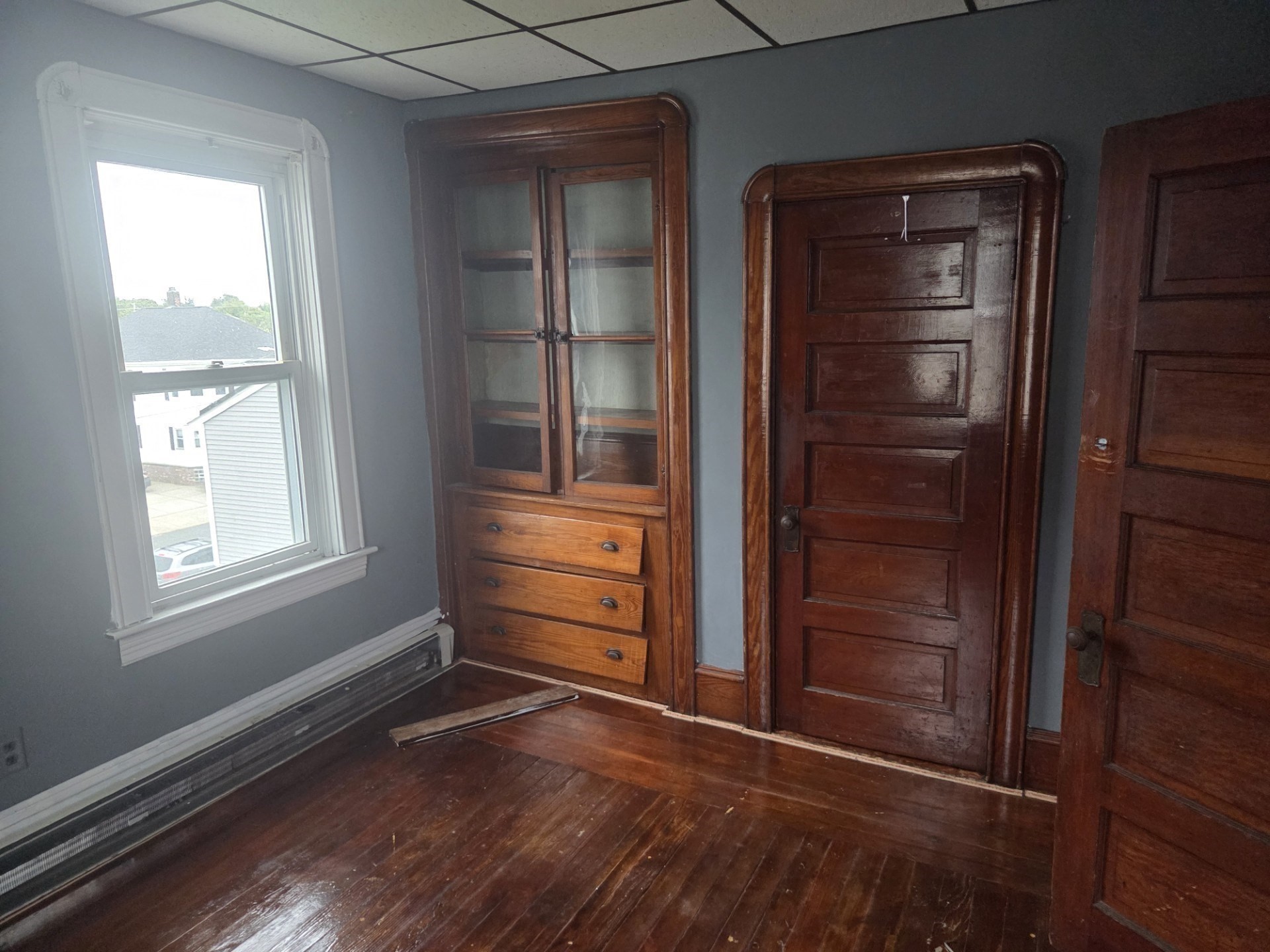 953 Globe Street Property Photo 13